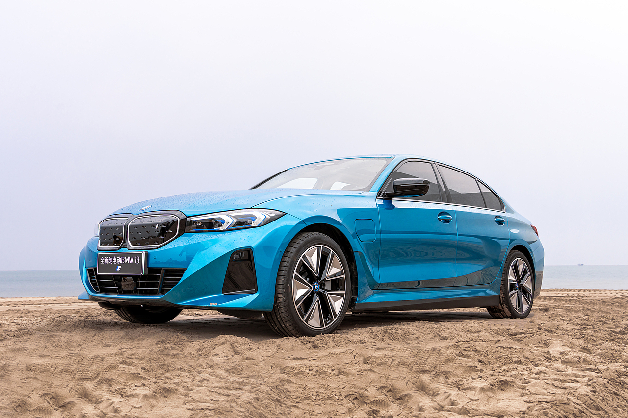 汽车摄影 | BMW i 在阿那亚