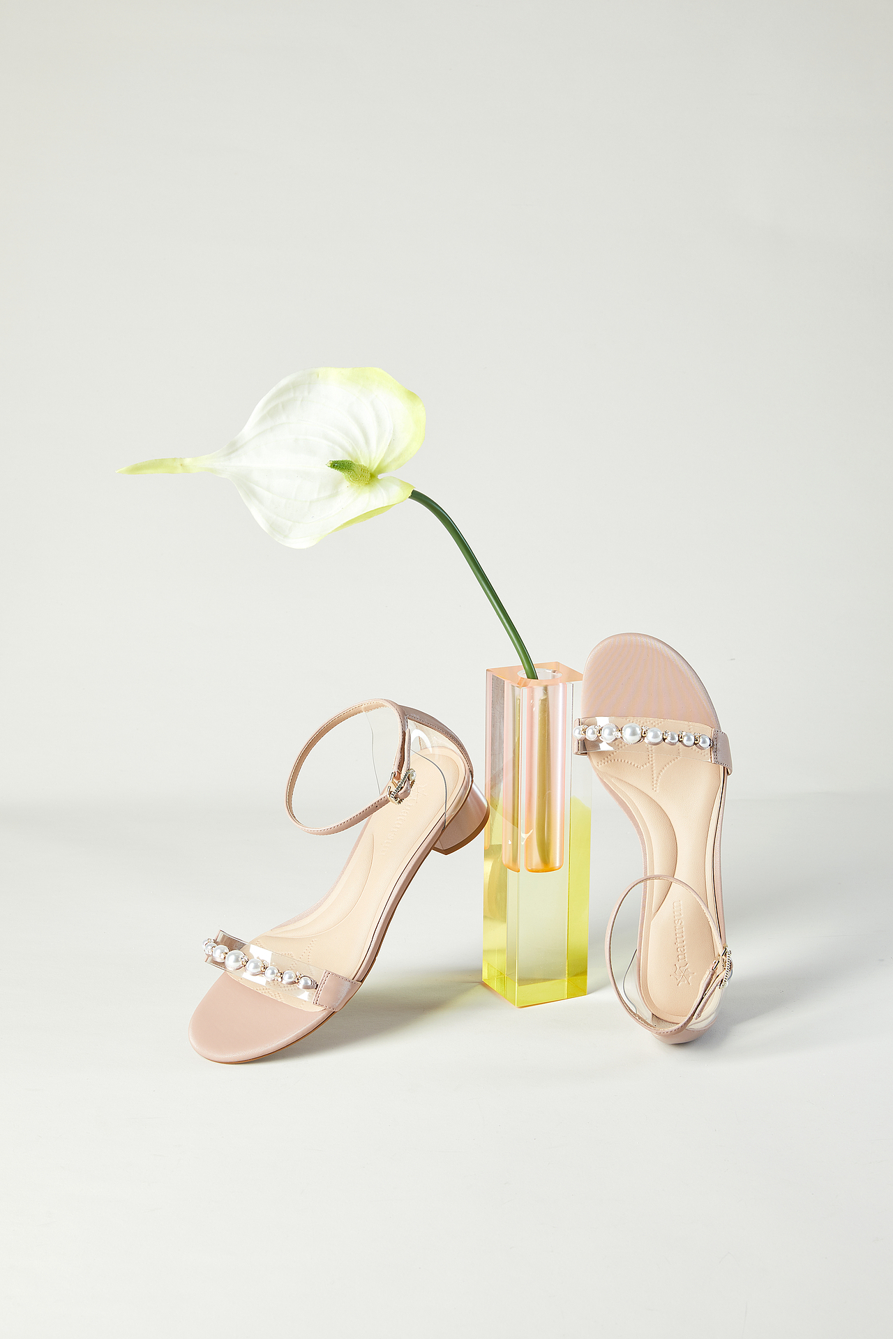 《natursun》女鞋春季静物创意精修图（图ZMjk3NzcyODIw） - 修图/后期 - 站酷设计师KC兔子原创素材 - 站酷ZCOOL