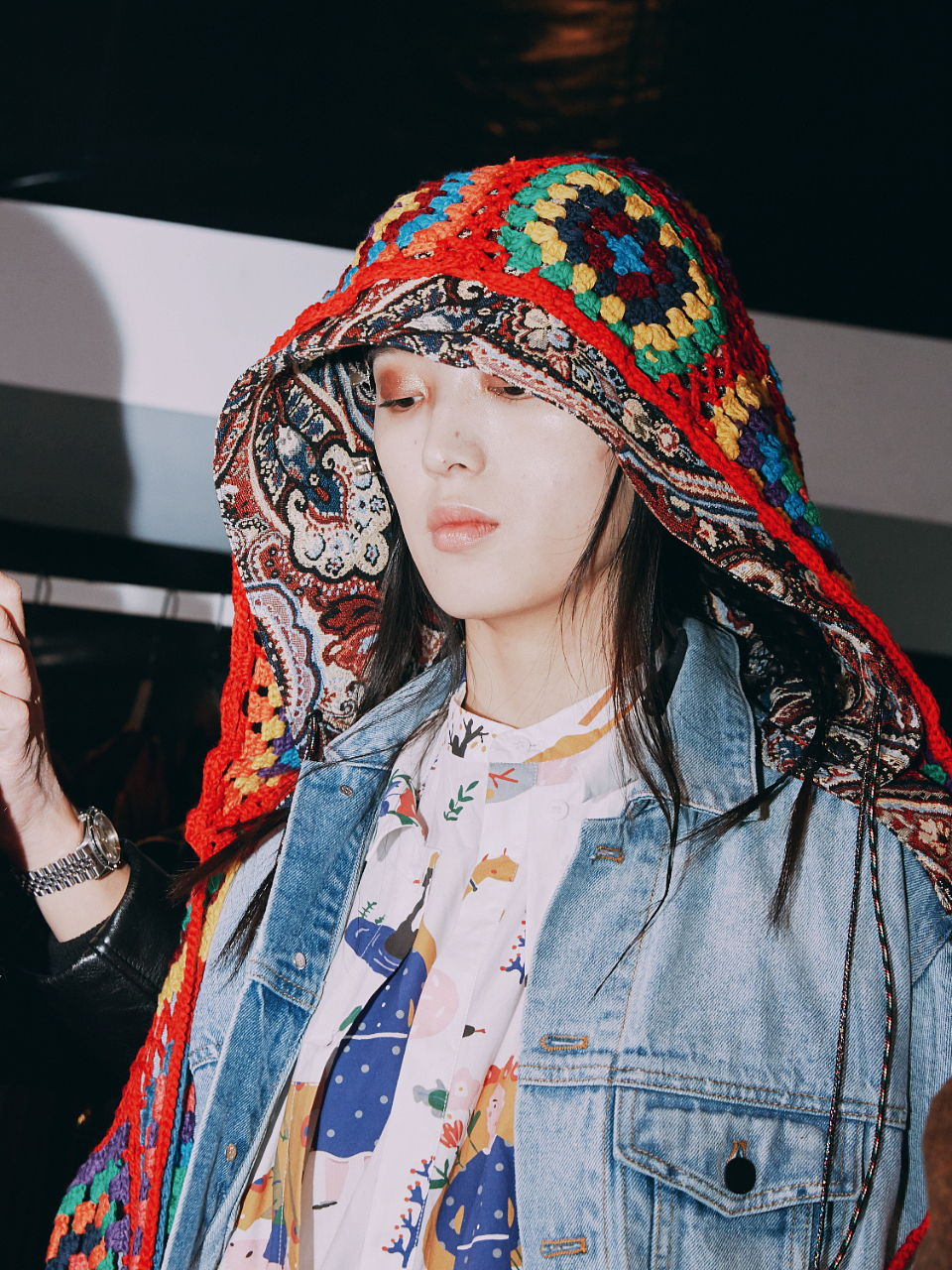 WANCAOYI菀草壹 秀场后台花絮（图ZMzA3MDAyODYw） - 产品摄影 - 站酷设计师摄影师UnaWong原创素材 - 站酷ZCOOL