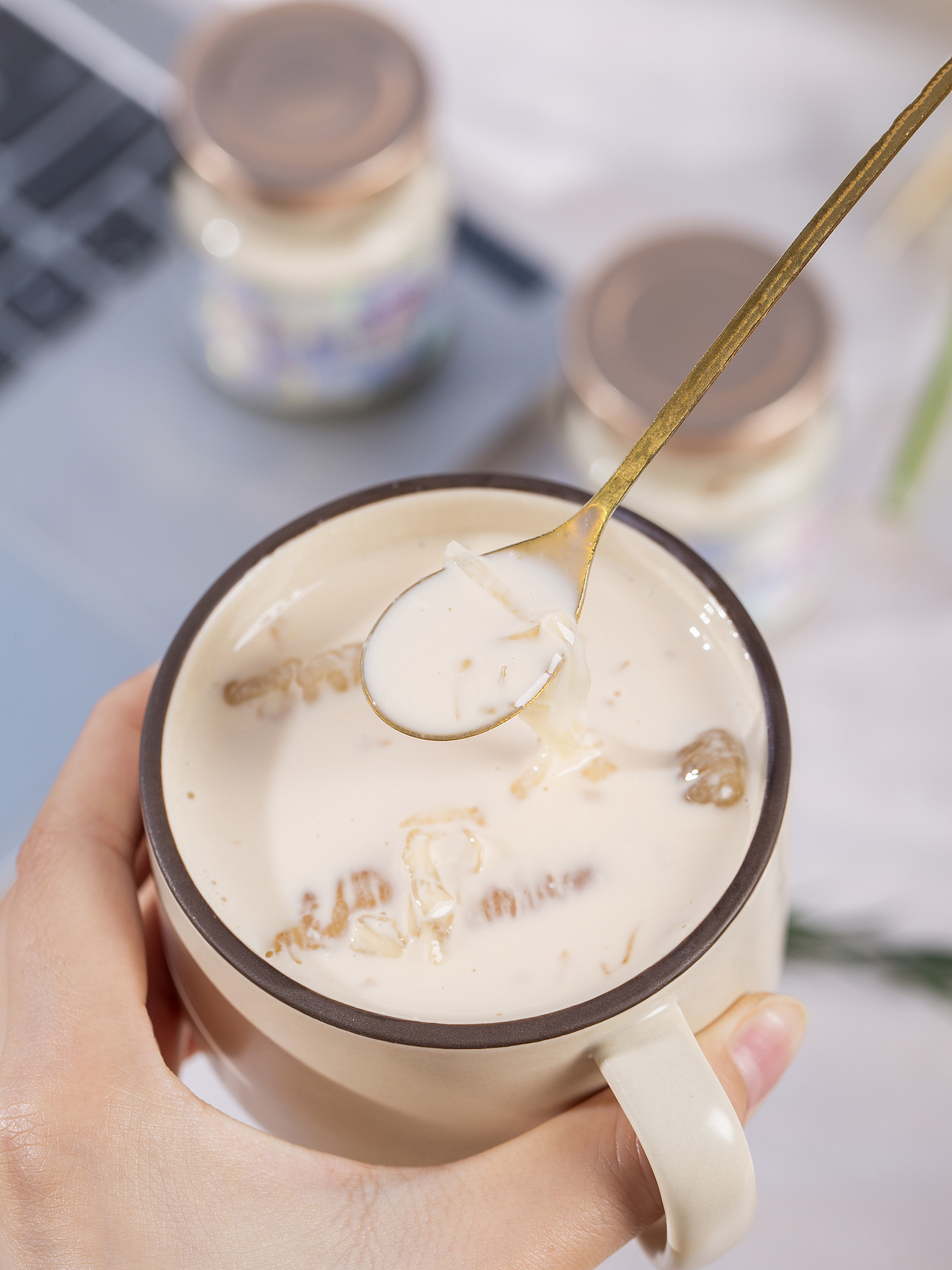 有间|佛罗伦汀鲜炖燕窝牛乳花胶礼盒装（图ZMzcwOTc0NjIw） - 产品摄影 - 站酷设计师有间图片社原创素材 - 站酷ZCOOL