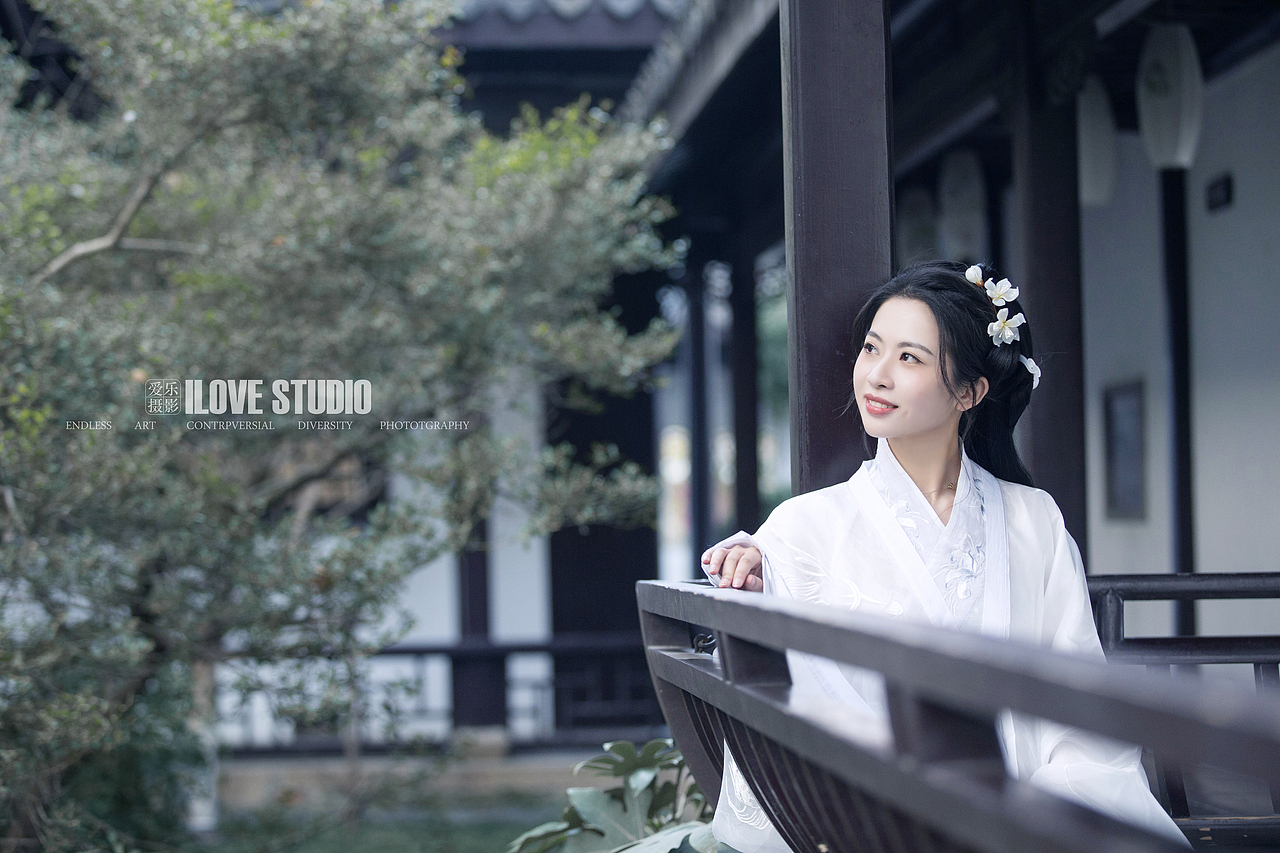 爱乐摄影原创写真作品——《Mrs.潘》