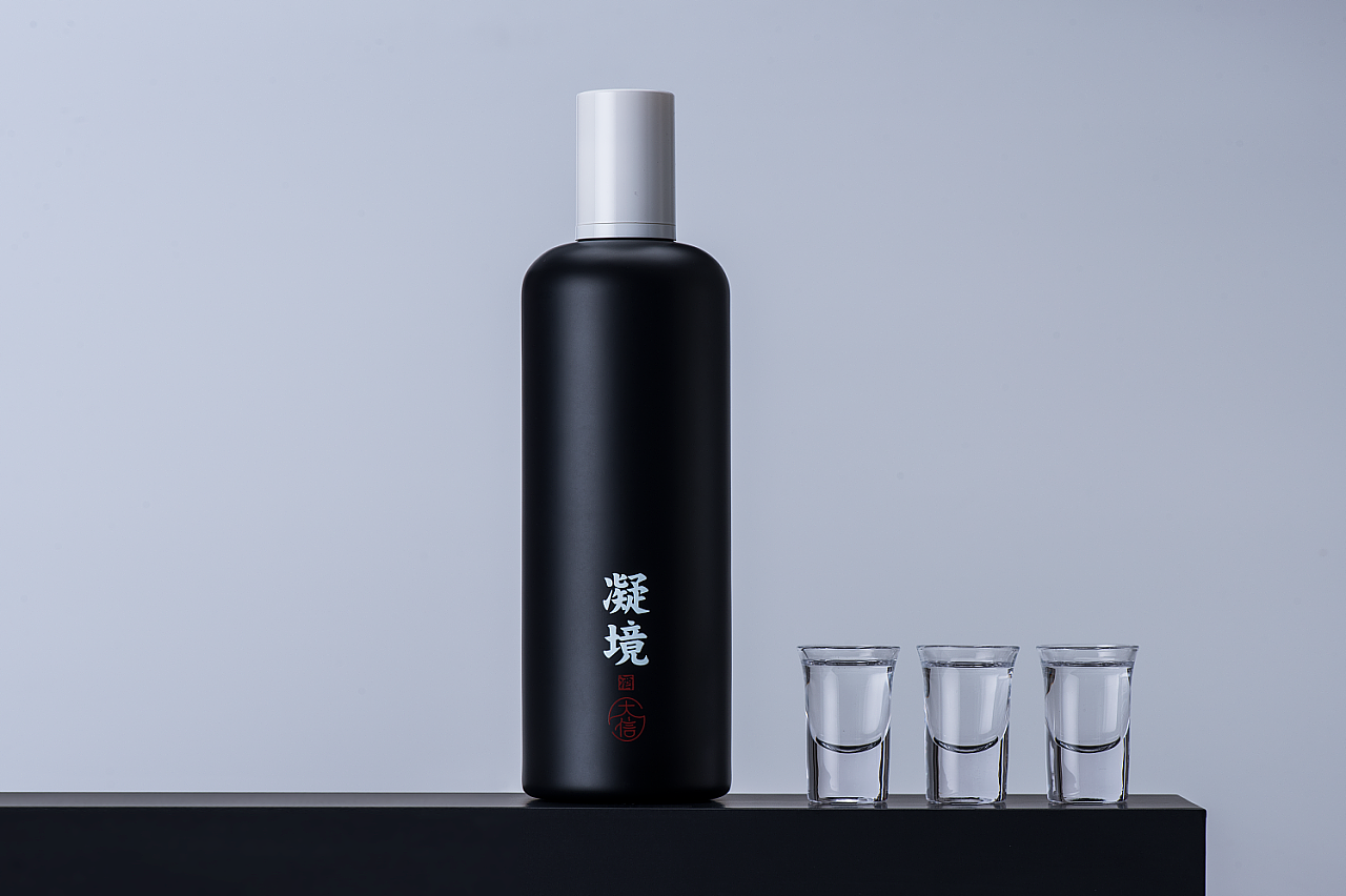白酒凝镜包装设计