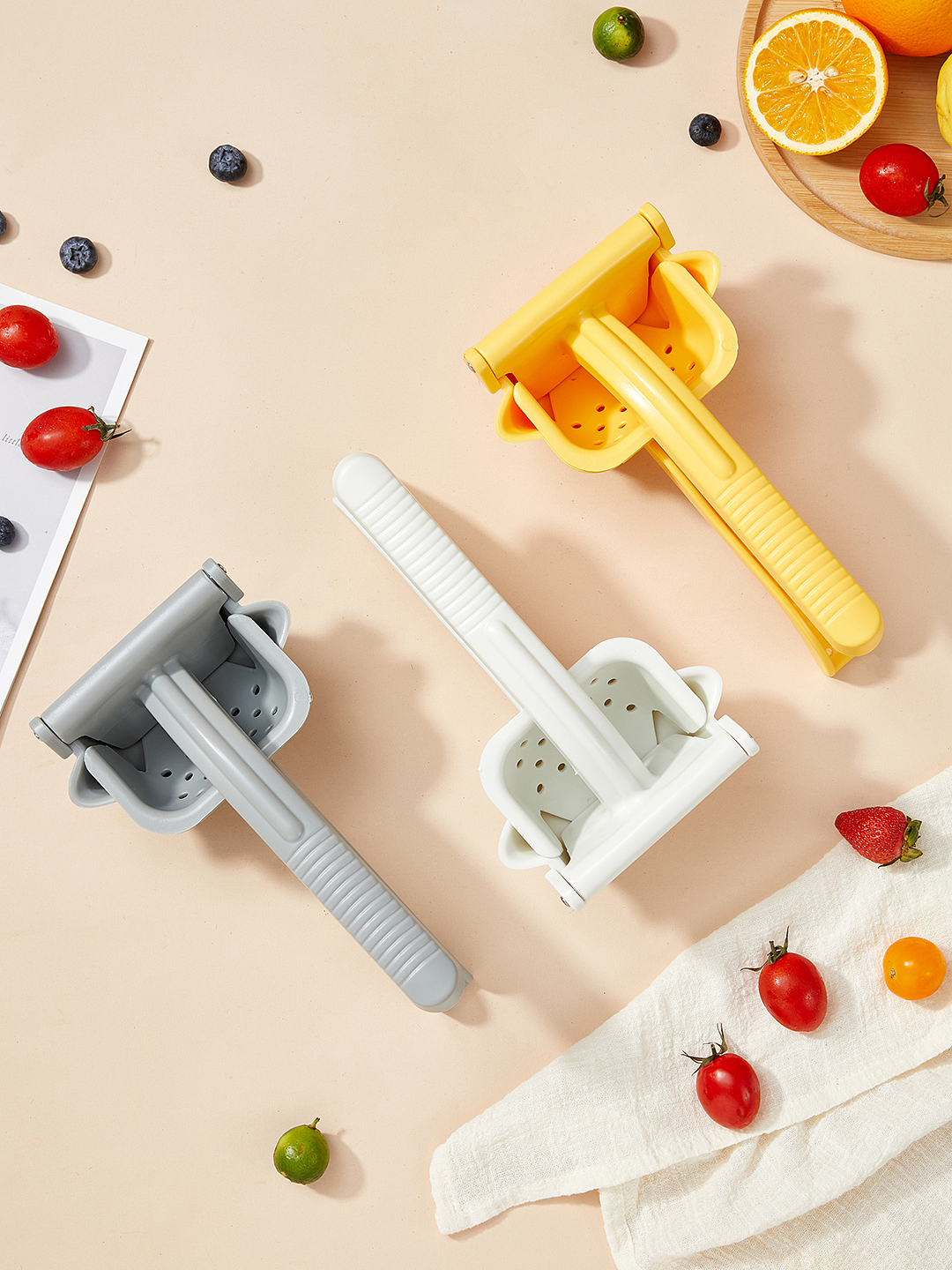 手动榨汁器产品拍摄（图ZMzU1NjIzMDI4） - 产品摄影 - 站酷设计师裕一原创素材 - 站酷ZCOOL