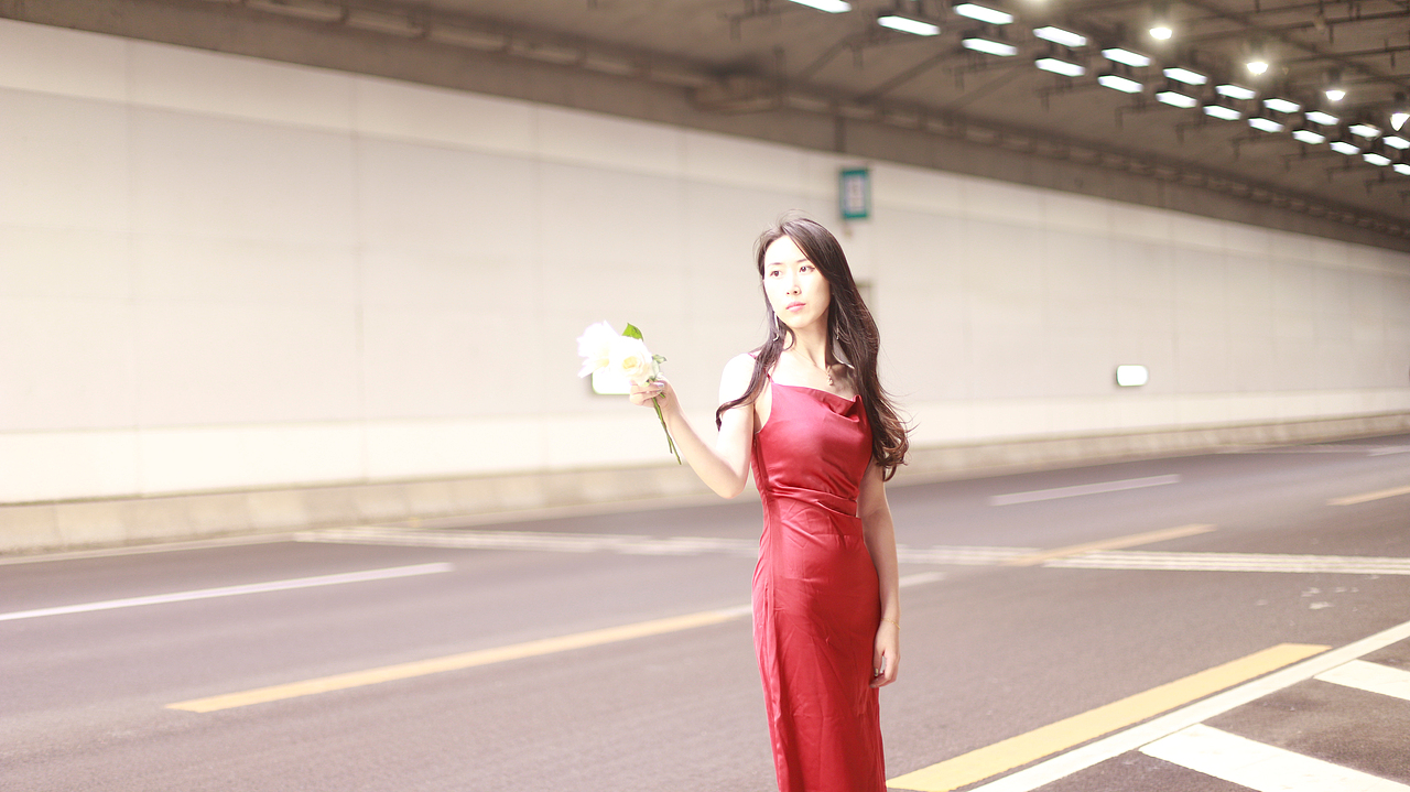 穿越時(shí)空隧道（圖ZMzE1MTQxNzA4） - 人像攝影 - 站酷設(shè)計(jì)師心魔月兒原創(chuàng)素材 - 站酷ZCOOL