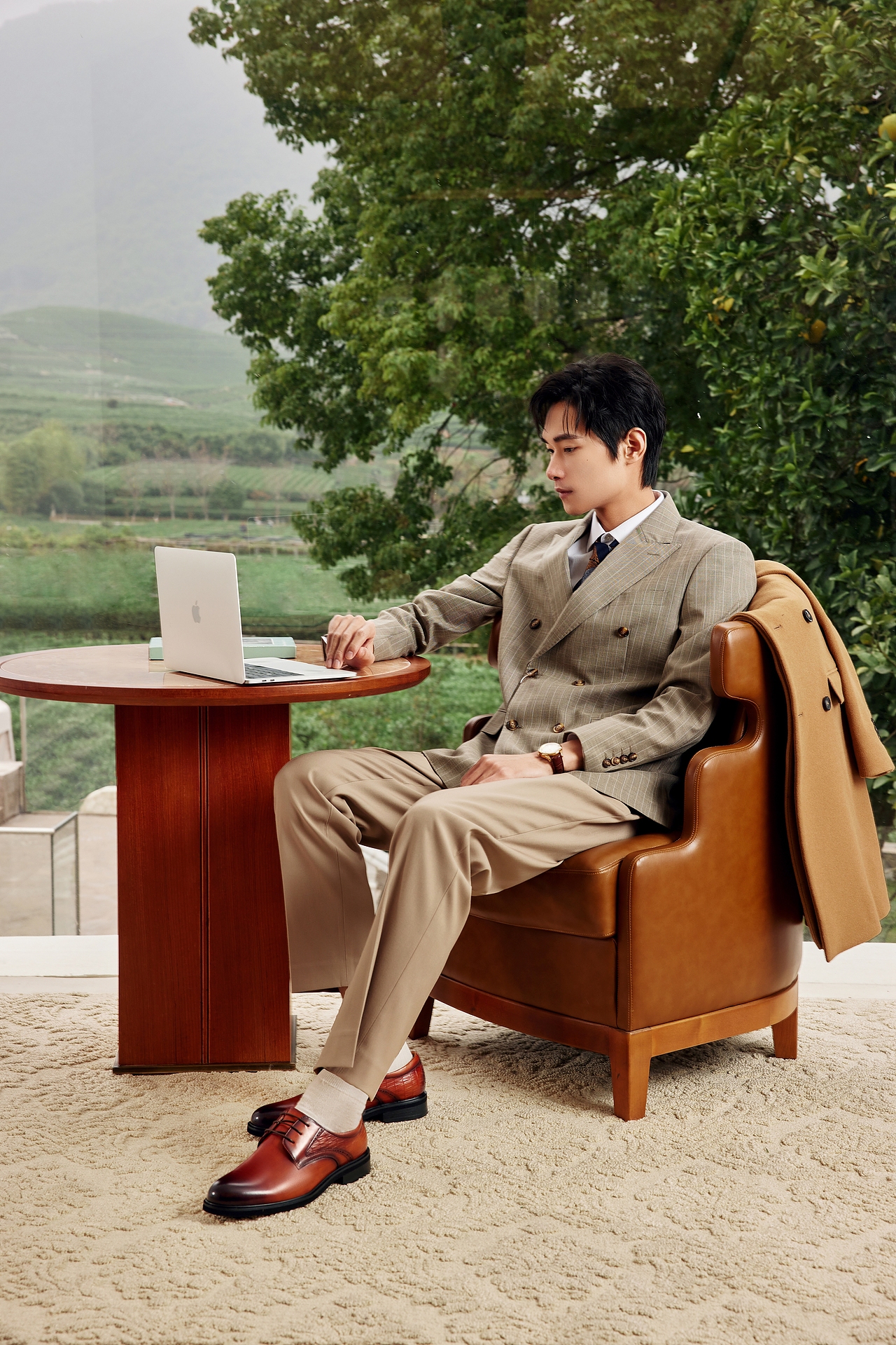 商务男装男鞋（图ZMzMwNjI3MzQw） - 人像摄影 - 站酷设计师浣星传媒原创素材 - 站酷ZCOOL