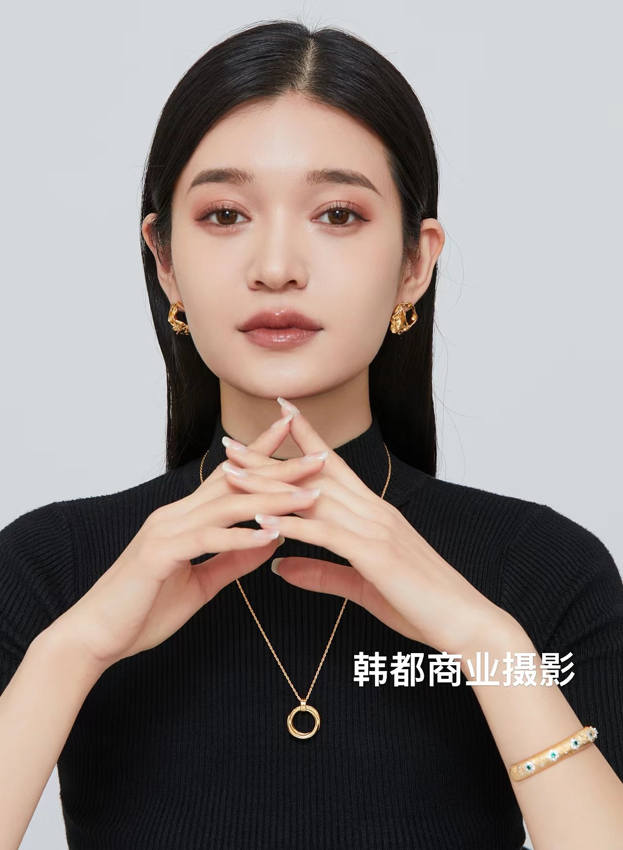 韩都商业摄影---模特耳环拍摄效果图（图ZMzIyNDQxNzUy） - 产品摄影 - 站酷设计师韩都商业摄影原创素材 - 站酷ZCOOL