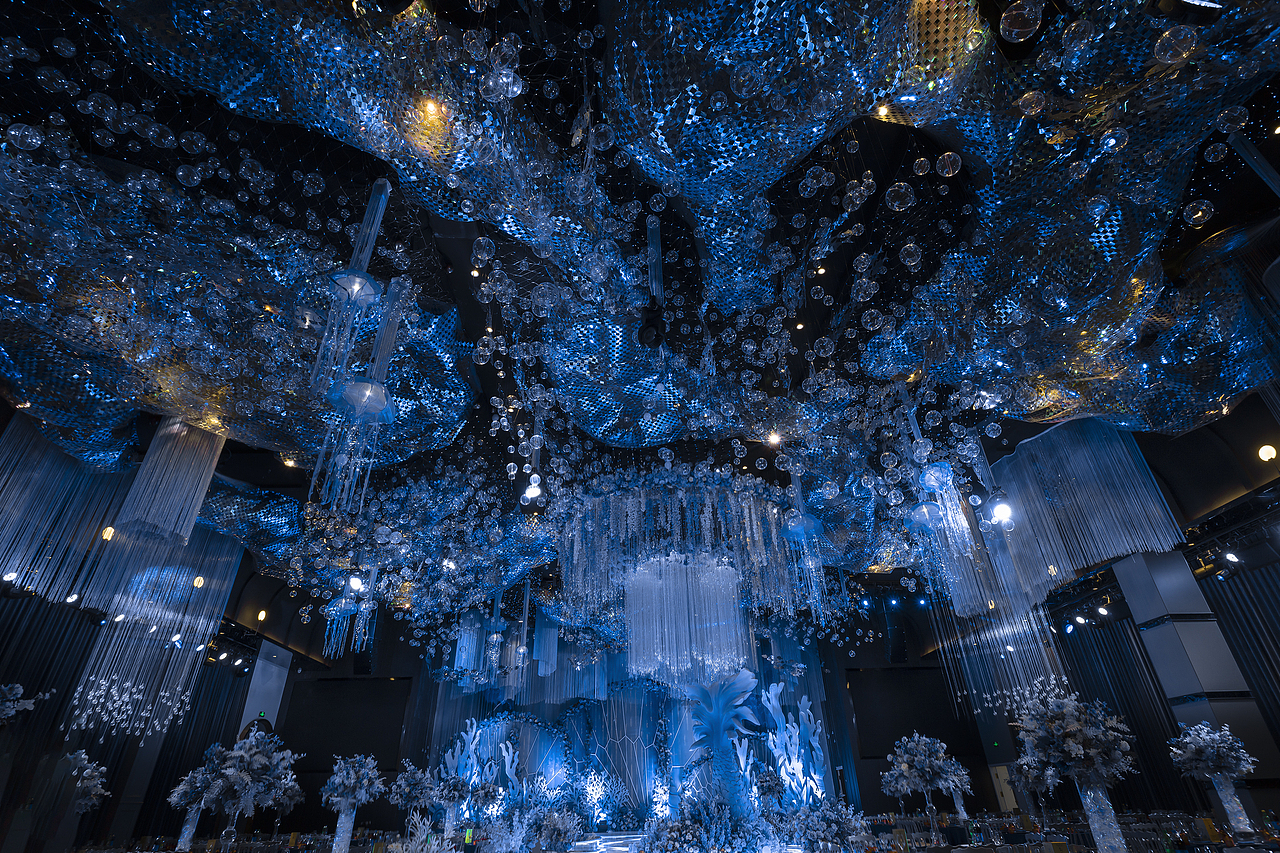 【图片】哈尔滨酒店宴会厅环境空间摄影