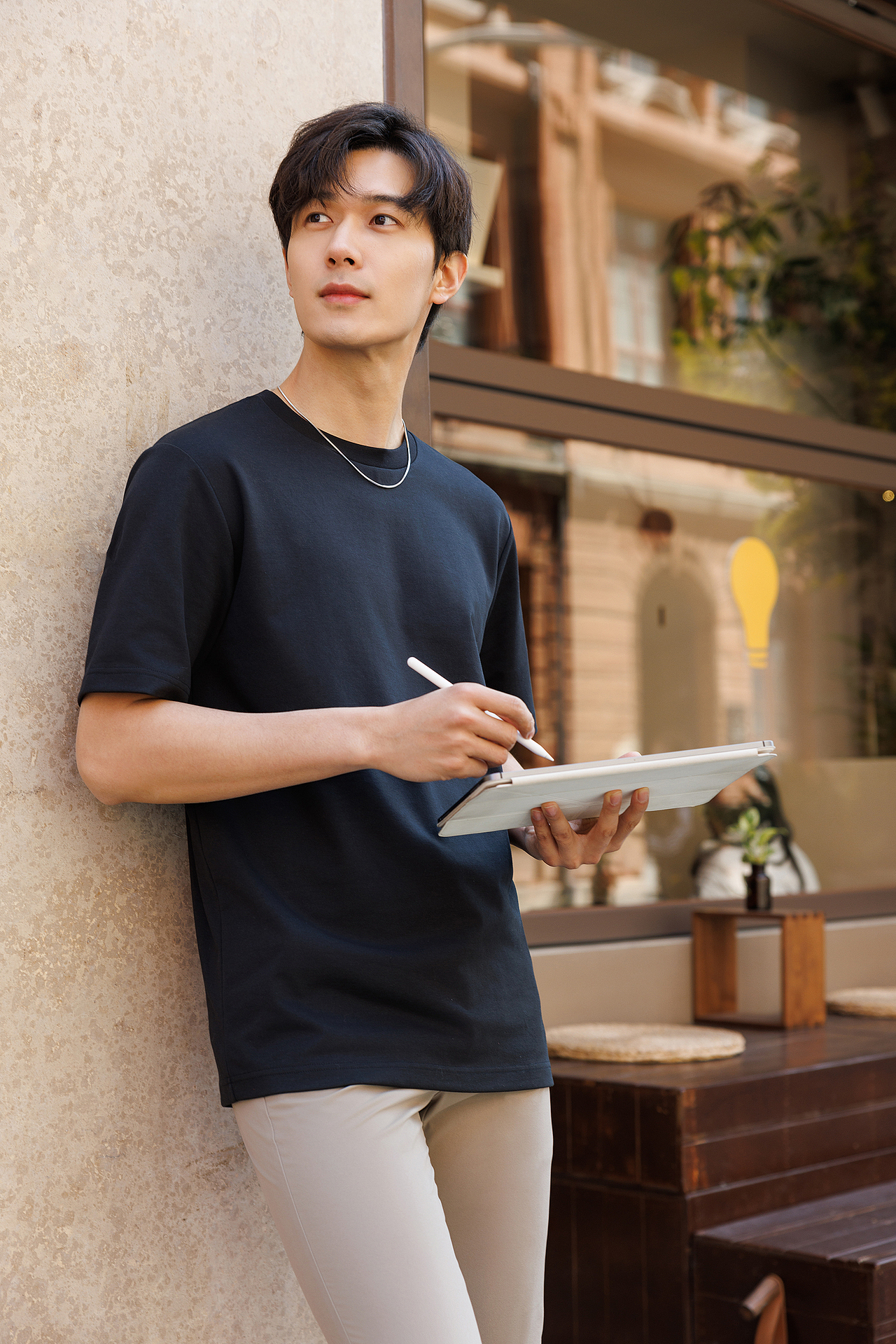 服饰拍摄｜产品摄影｜电商服饰｜休闲服饰｜人像街拍摄（图ZMzY4MDU0OTg4） - 产品摄影 - 站酷设计师摄影师StellaTse原创素材 - 站酷ZCOOL