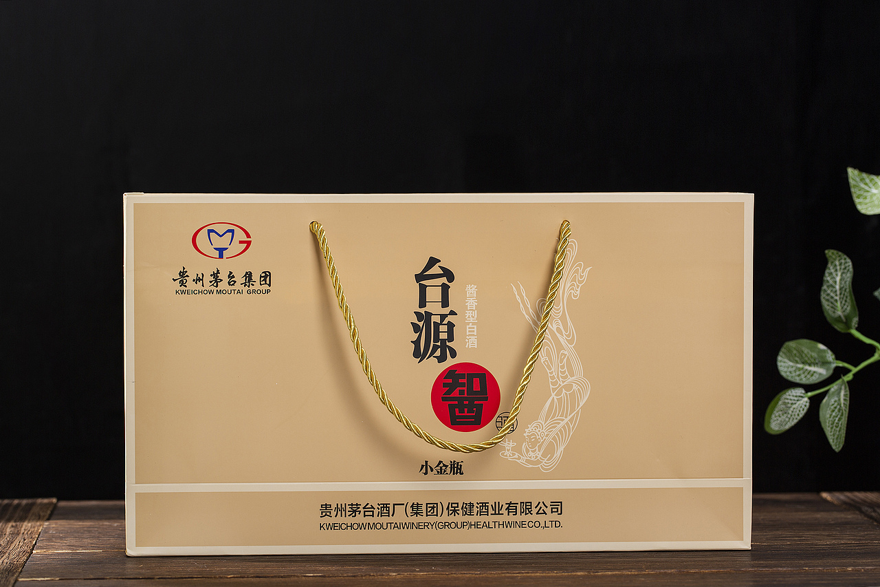 茅台集团 台源小金瓶（图ZMzA4NzI4NzI0） - 产品摄影 - 站酷设计师有间图片社原创素材 - 站酷ZCOOL