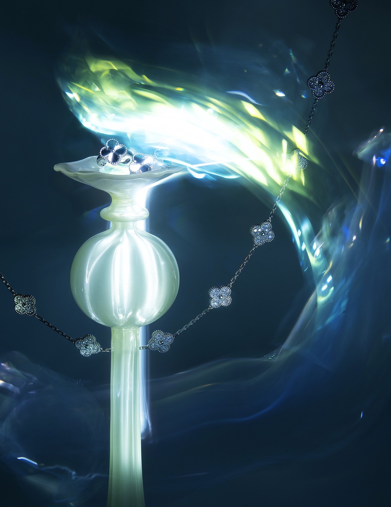 RAYLI FASHION & BEAUTY 静物大片（图ZMzM3MDY1NjAw） - 时尚/艺术摄影 - 站酷设计师逆光中的Ray原创素材 - 站酷ZCOOL