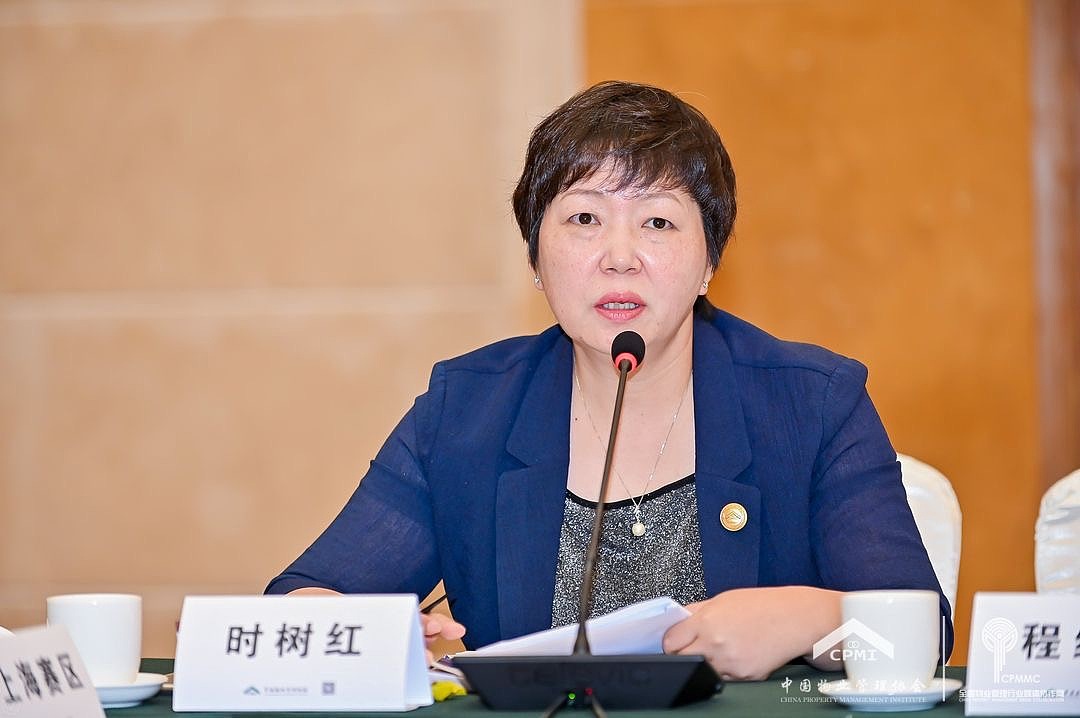 会议活动跟拍论坛峰会拍摄培训展会宴会生日全家福拍摄