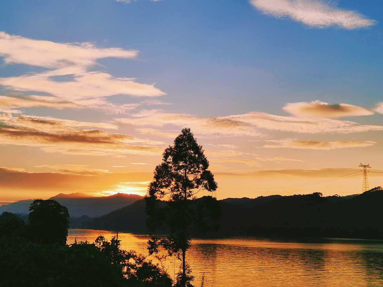 日出日落（图ZMzUyNDY1Mjg0） - 风光摄影 - 站酷设计师园游会有缘原创素材 - 站酷ZCOOL