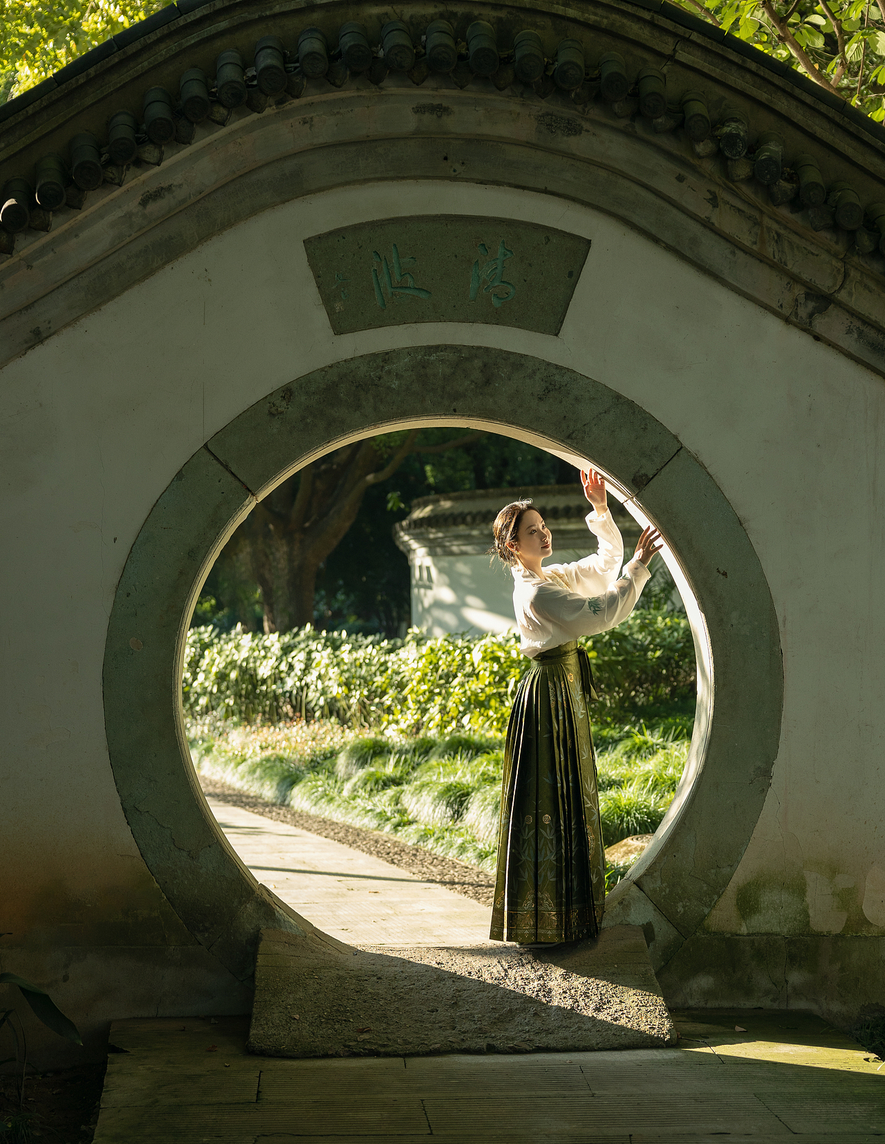 風(fēng)華（圖ZMzQ3OTkyNTMy） - 人像攝影 - 站酷設(shè)計師長腿老頭Art原創(chuàng)素材 - 站酷ZCOOL