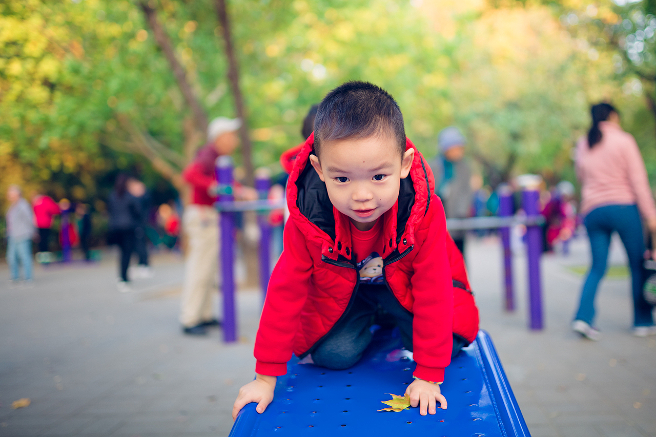 2019.10地壇公園（圖ZMzE1NTk2NTMy） - 人像攝影 - 站酷設(shè)計(jì)師ccyw1979原創(chuàng)素材 - 站酷ZCOOL