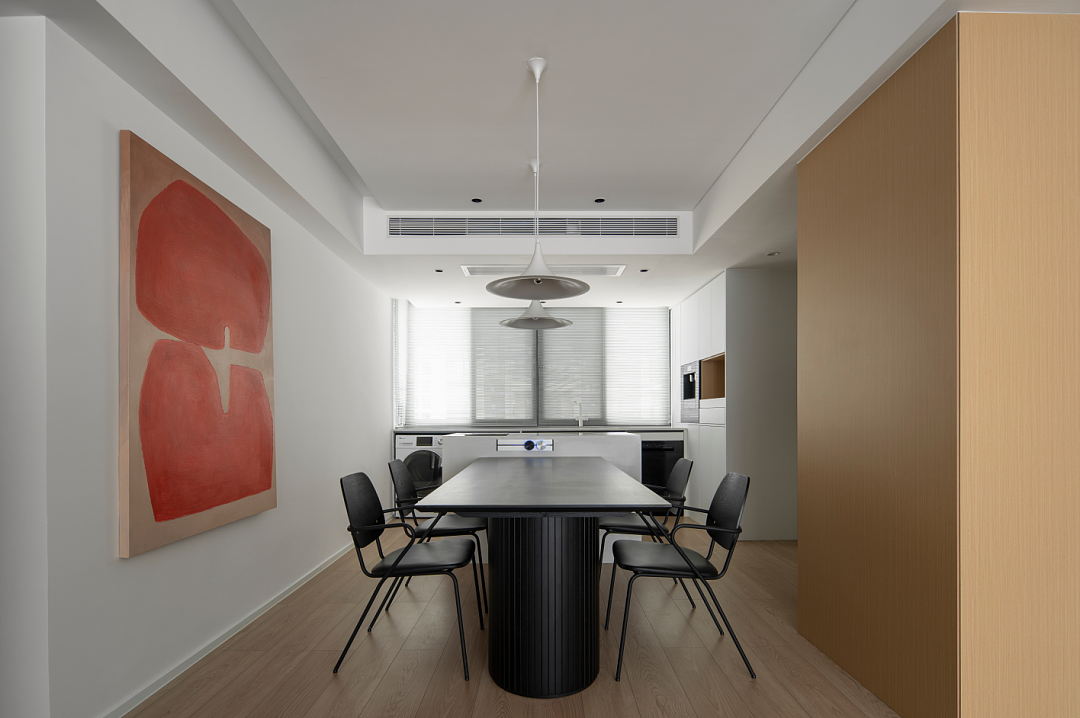 140㎡现代简约风格,一体化客厅背景墙大气时尚!