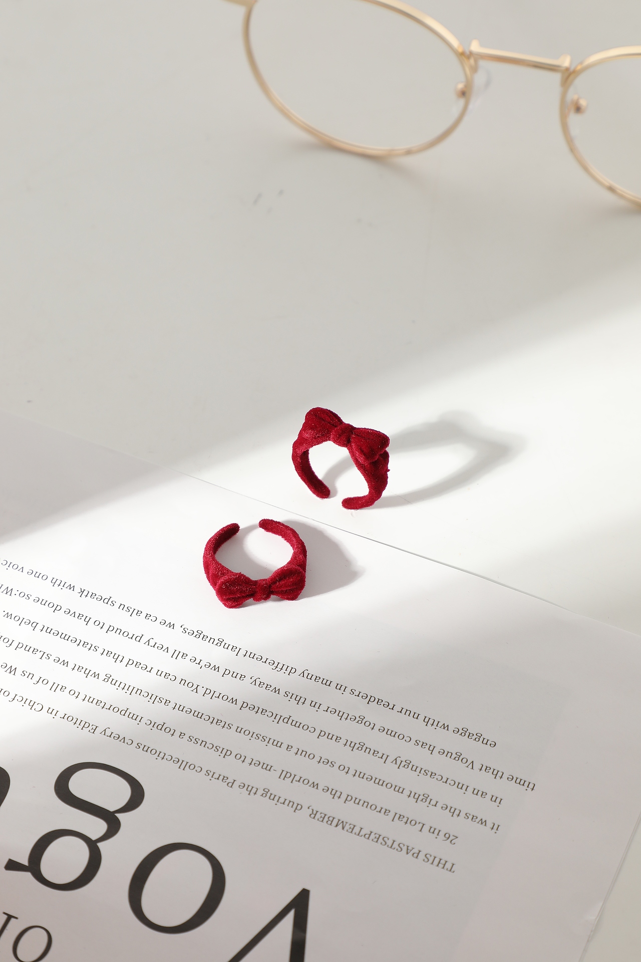 饰品（图ZMzUwNDM2NjIw） - 产品摄影 - 站酷设计师摄影师邓焱原创素材 - 站酷ZCOOL