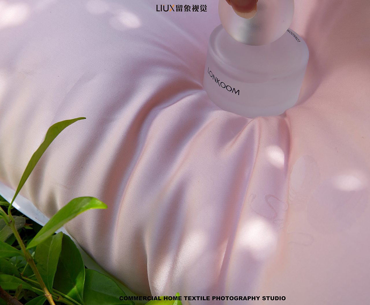 家纺摄影- 蚕丝枕拍摄(图ZMzQwMzY2ODg4) - 产品摄影 - 站酷设计师留象视觉原创素材 - 站酷ZCOOL
