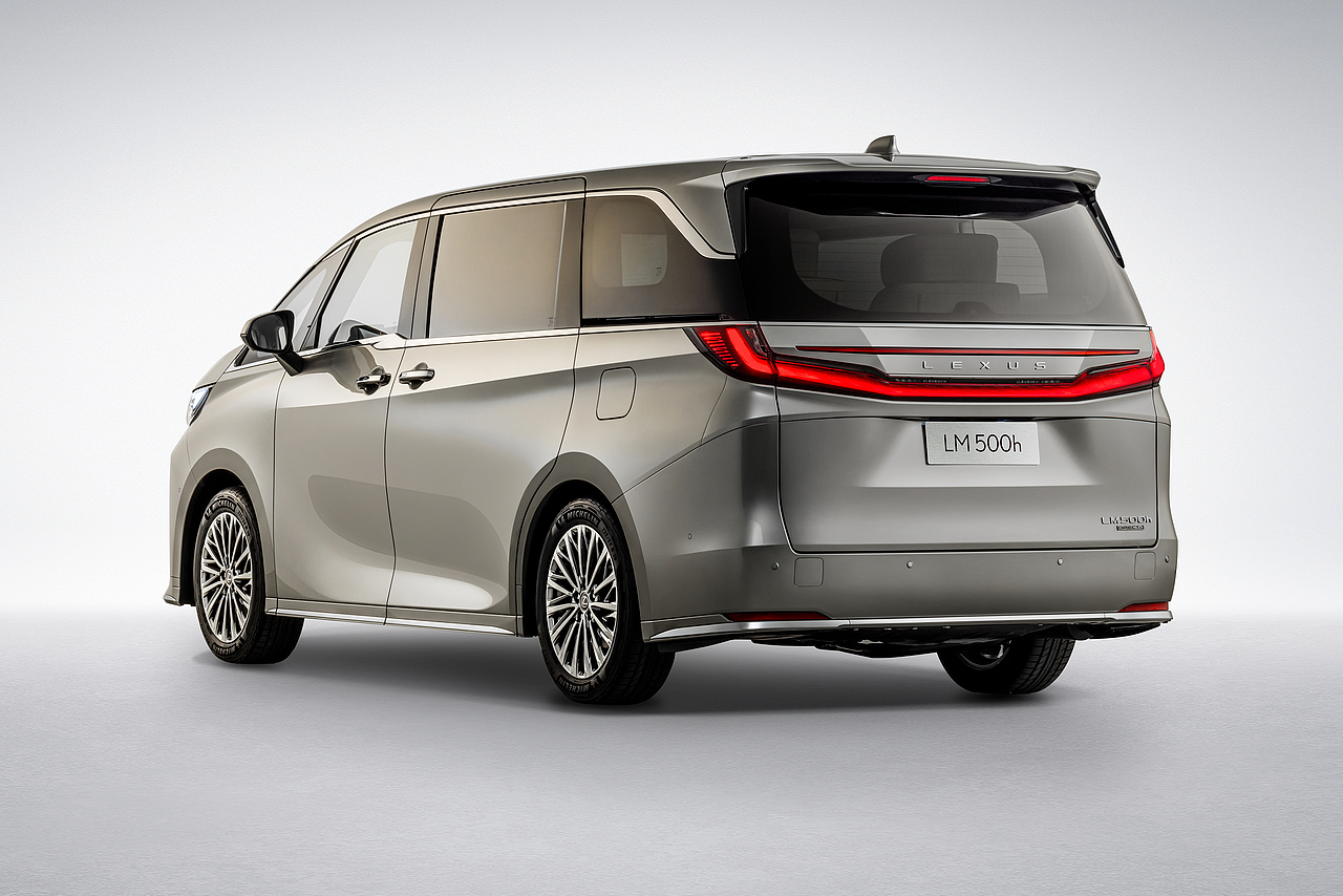 Lexus雷克萨斯 LM500h 汽车摄影|汽车修图