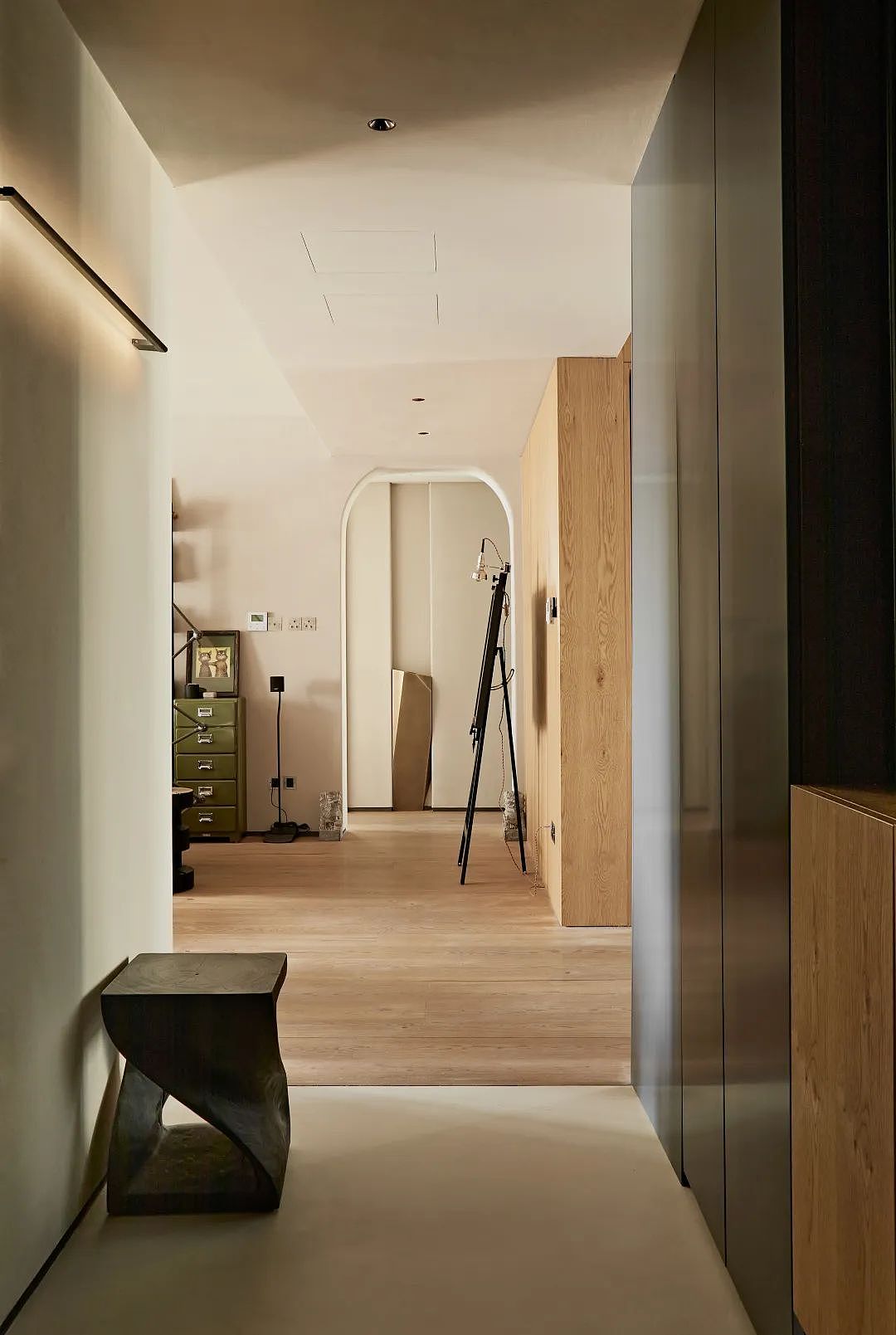 134㎡辣眼二手房,花80w换头式改造,不亏!