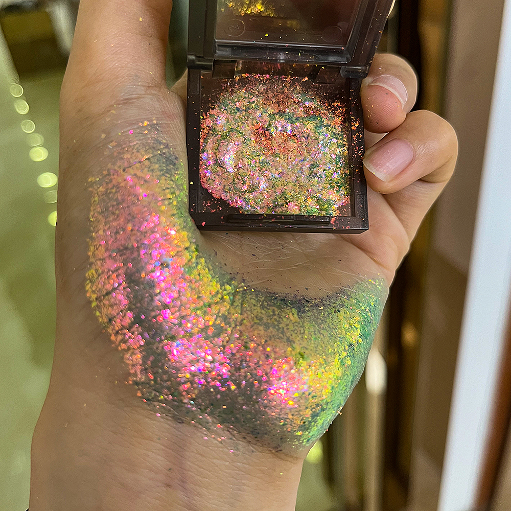 眼影美甲彩妆原料粉末拍摄(变色龙薄片)