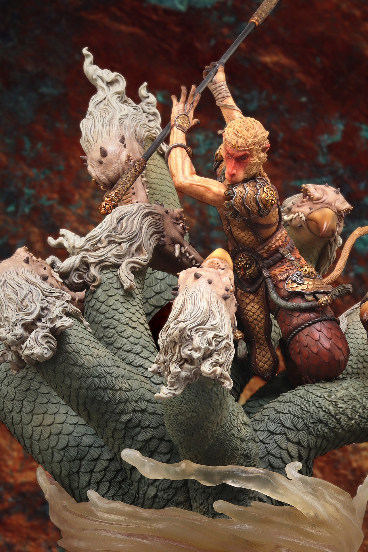 野鸽原创GK雕塑作品《战九头虫》