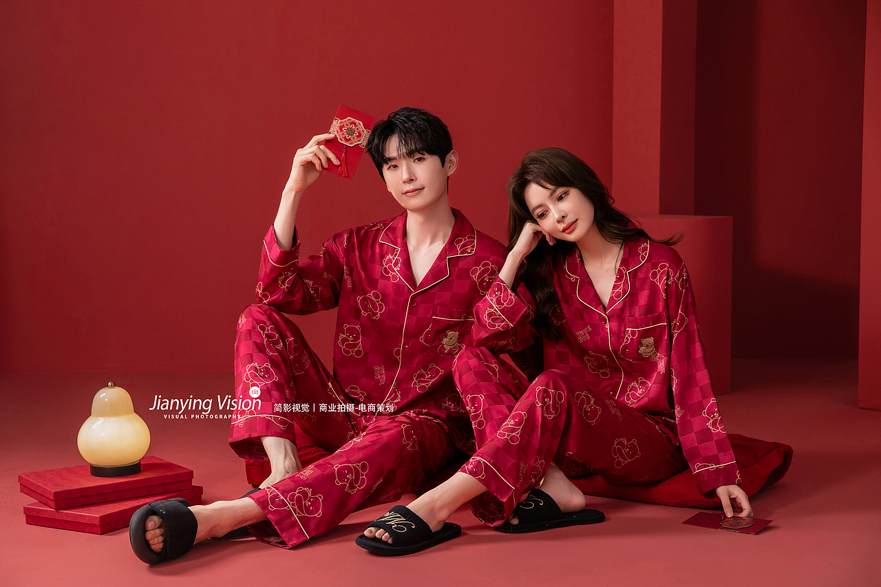 情侣家居服/杭州摄影/家居服拍摄（图ZMzU1NjI0NDYw） - 人像摄影 - 站酷设计师简影视觉原创素材 - 站酷ZCOOL