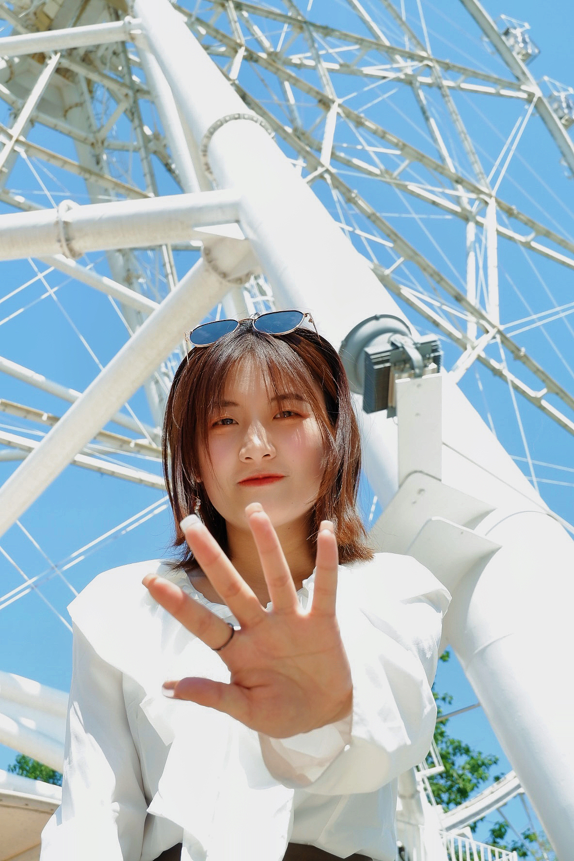 摩天轮下的青春（图ZMzAwMDY5MTUy） - 人像摄影 - 站酷设计师三千0609原创素材 - 站酷ZCOOL