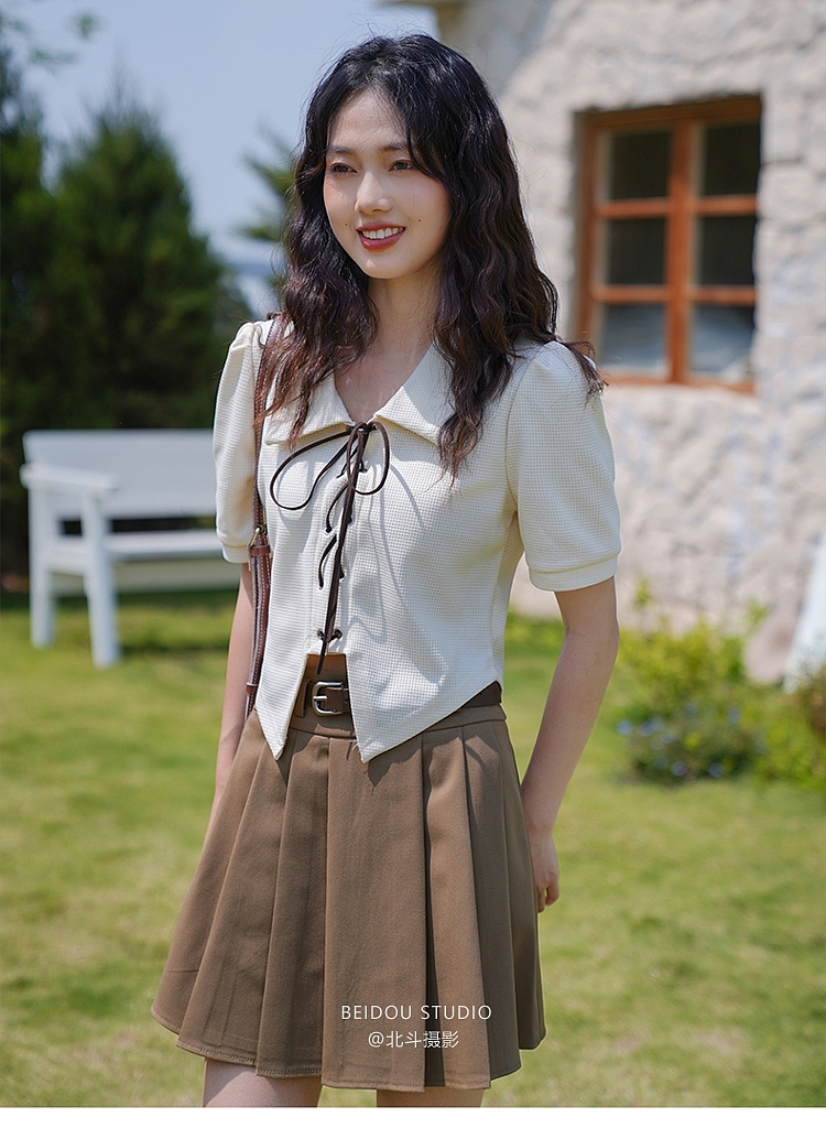 模特拍摄 短款上衣拍摄 纯欲辣妹风拍照 短袖t恤拍摄