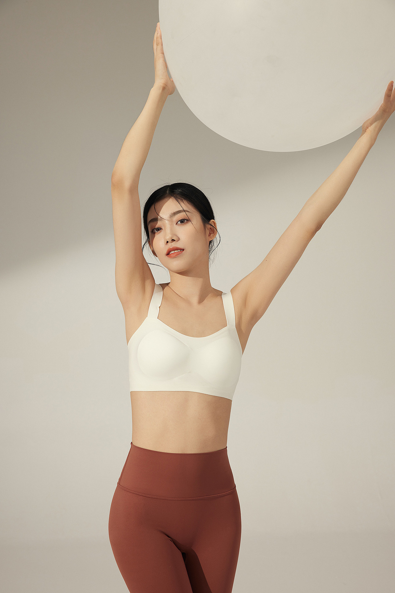 开始期待夏天了--KoKoYaYa瑜伽服拍摄（图ZMzM3NTYxNjM2） - 时尚/艺术摄影 - 站酷设计师灵度摄影studio原创素材 - 站酷ZCOOL