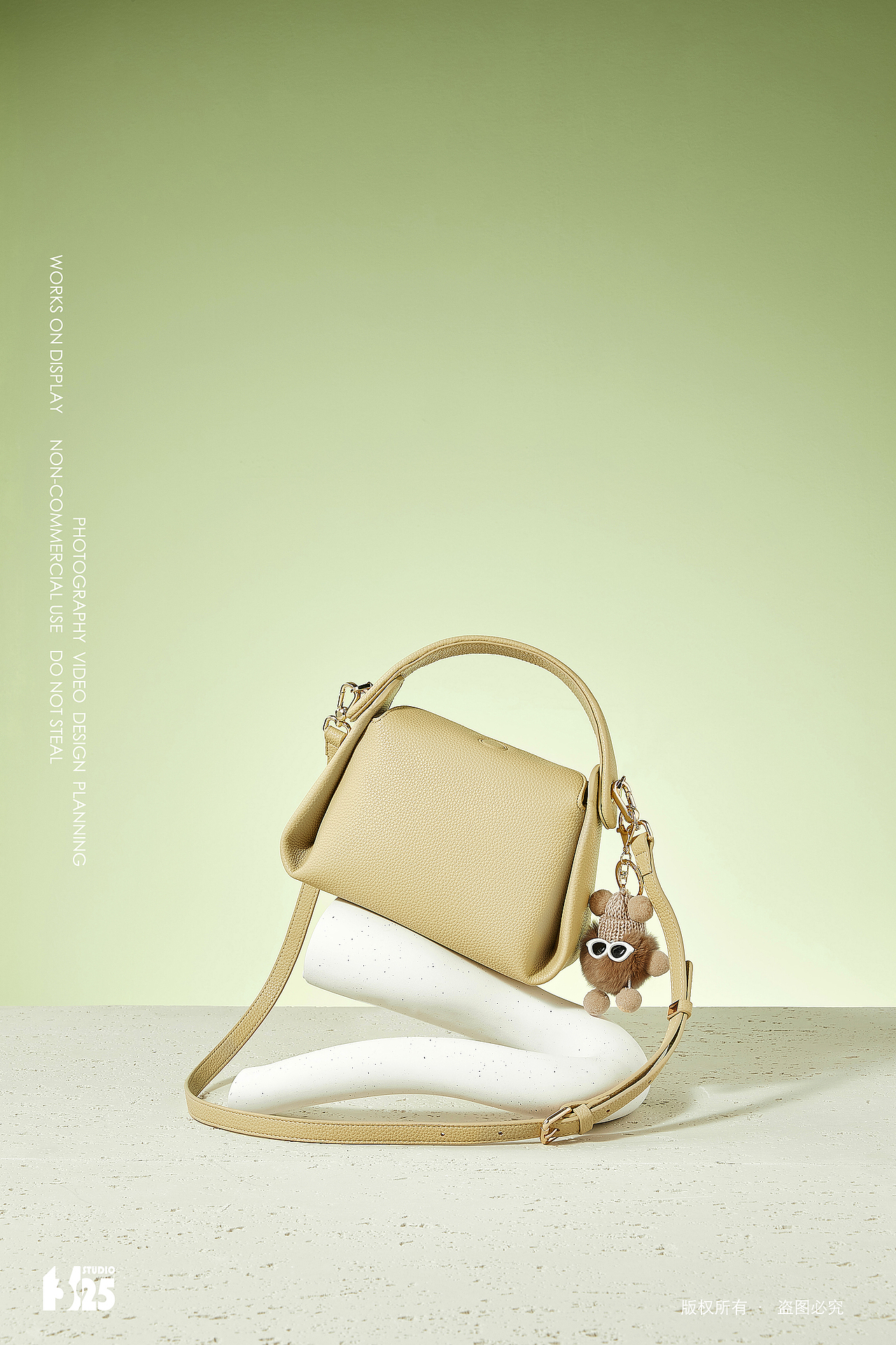 静物场景拍摄 ┃百思图鞋包┃三二五作品集