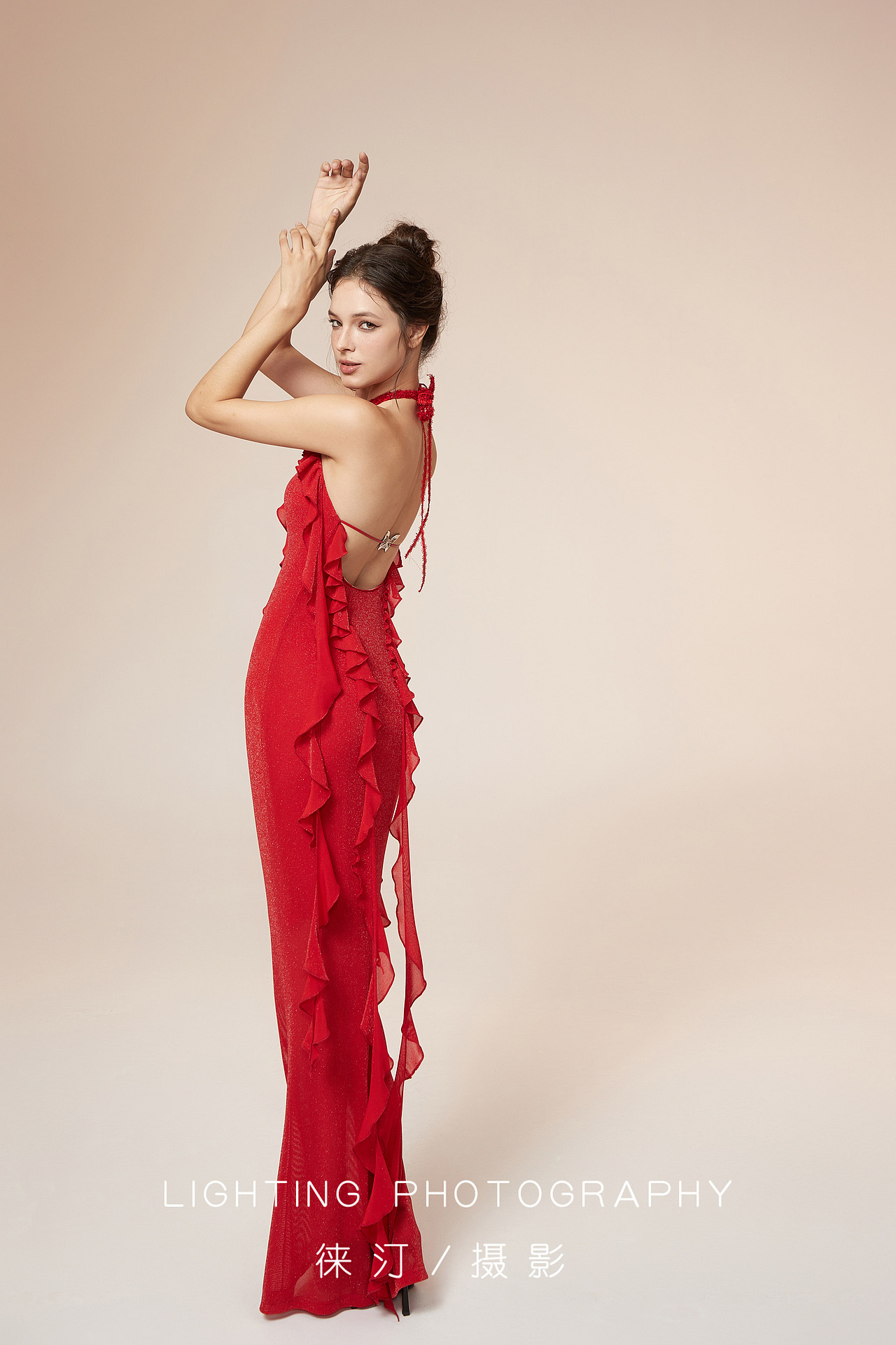 辣妹风服装摄影，潮牌女装摄影（图ZMzU5OTMyMzgw） - 人像摄影 - 站酷设计师徕汀服装摄影原创素材 - 站酷ZCOOL