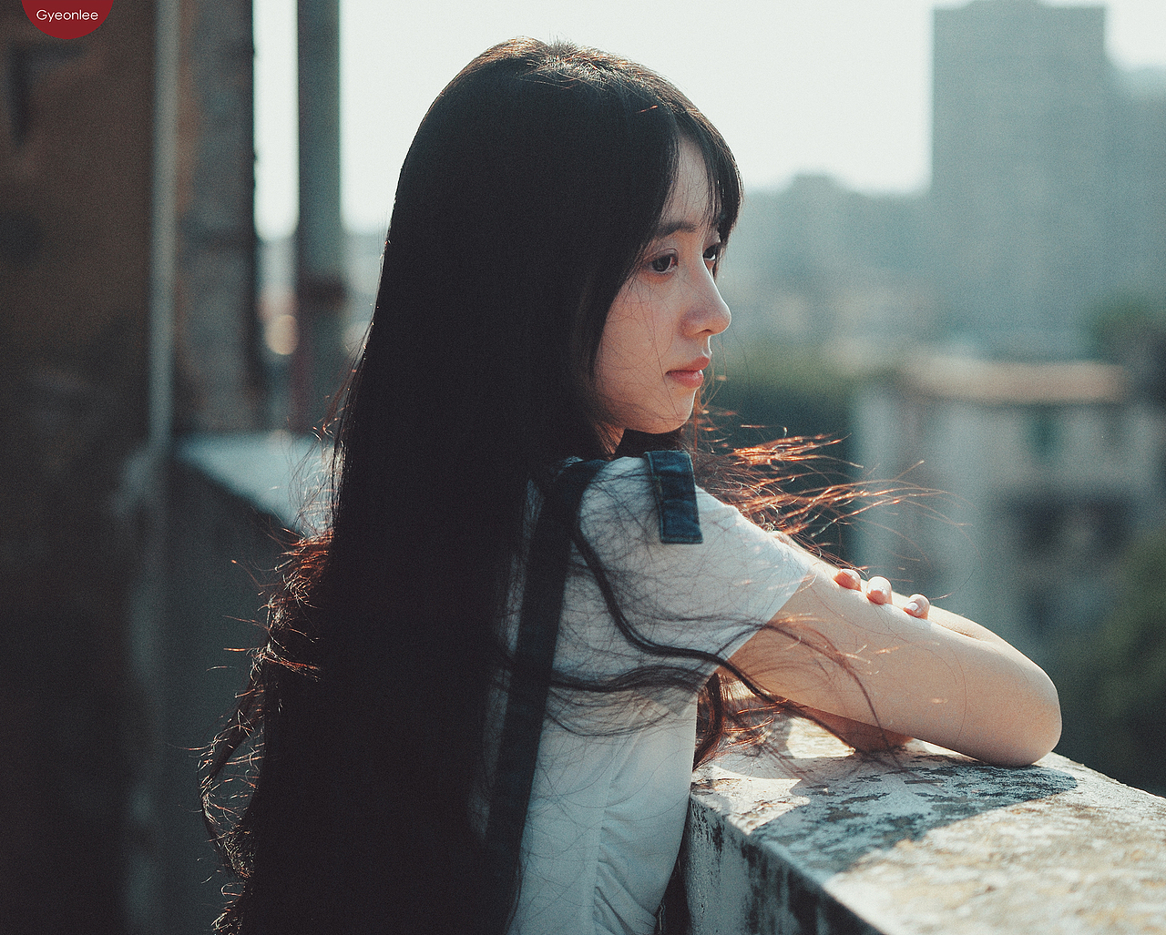 呼吸一种慢空气｜ 徕卡M240 ｜写真约拍（图ZMzU2MDg4NDM2） - 人像摄影 - 站酷设计师gyeonlee原创素材 - 站酷ZCOOL