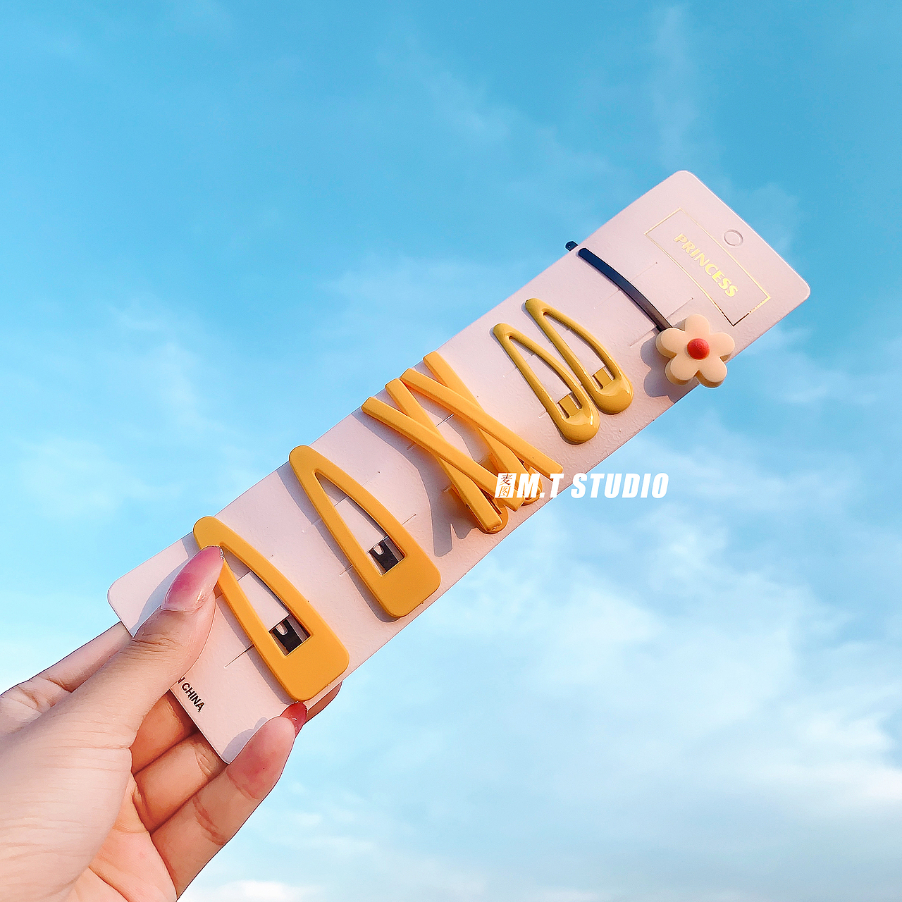 发饰发夹边夹发圈发饰静物图ins小清新风格摄影（图ZMzM1MDgwMTcy） - 人像摄影 - 站酷设计师麦图商业摄影原创素材 - 站酷ZCOOL