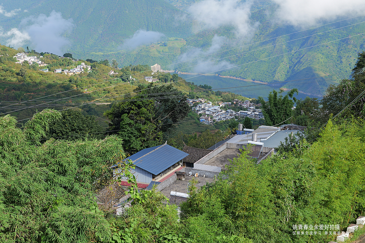 云南临沧凤庆县大寺乡澜沧江小湾电站库区姚青春照片