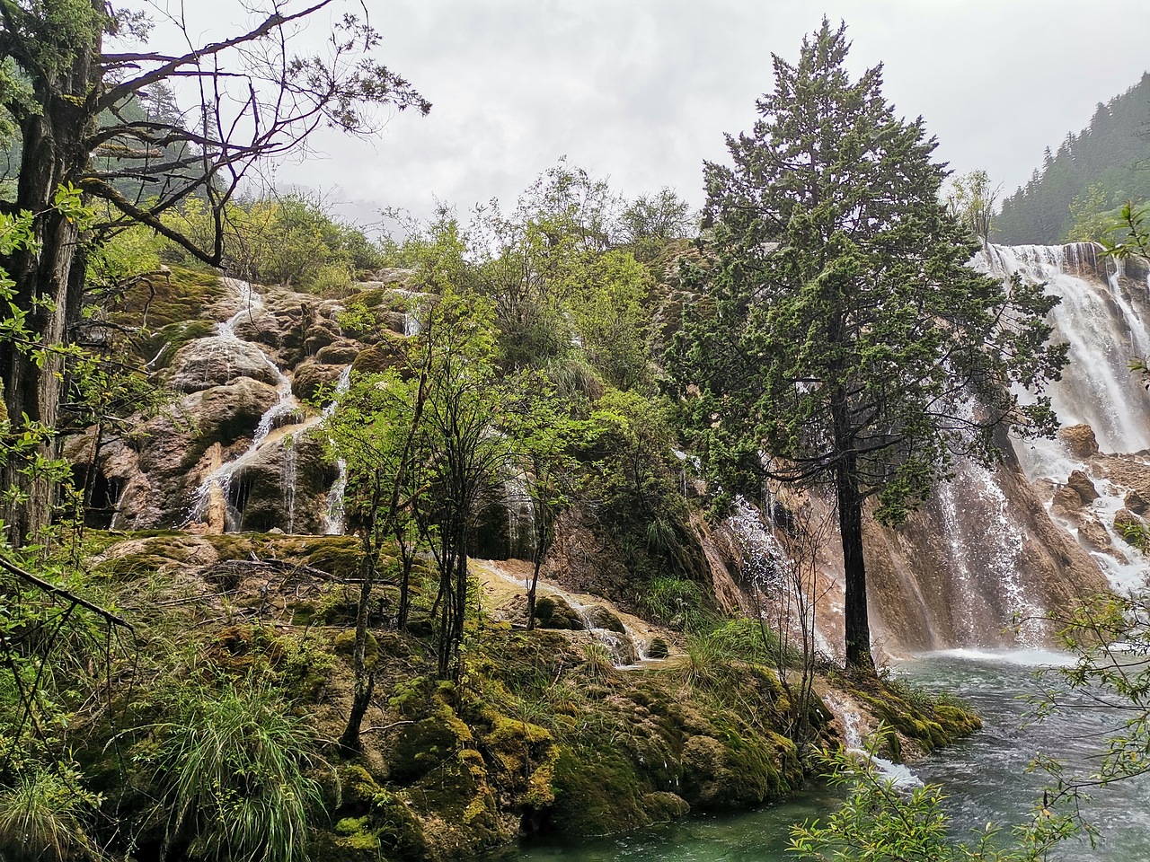 五彩缤纷九寨沟（上）