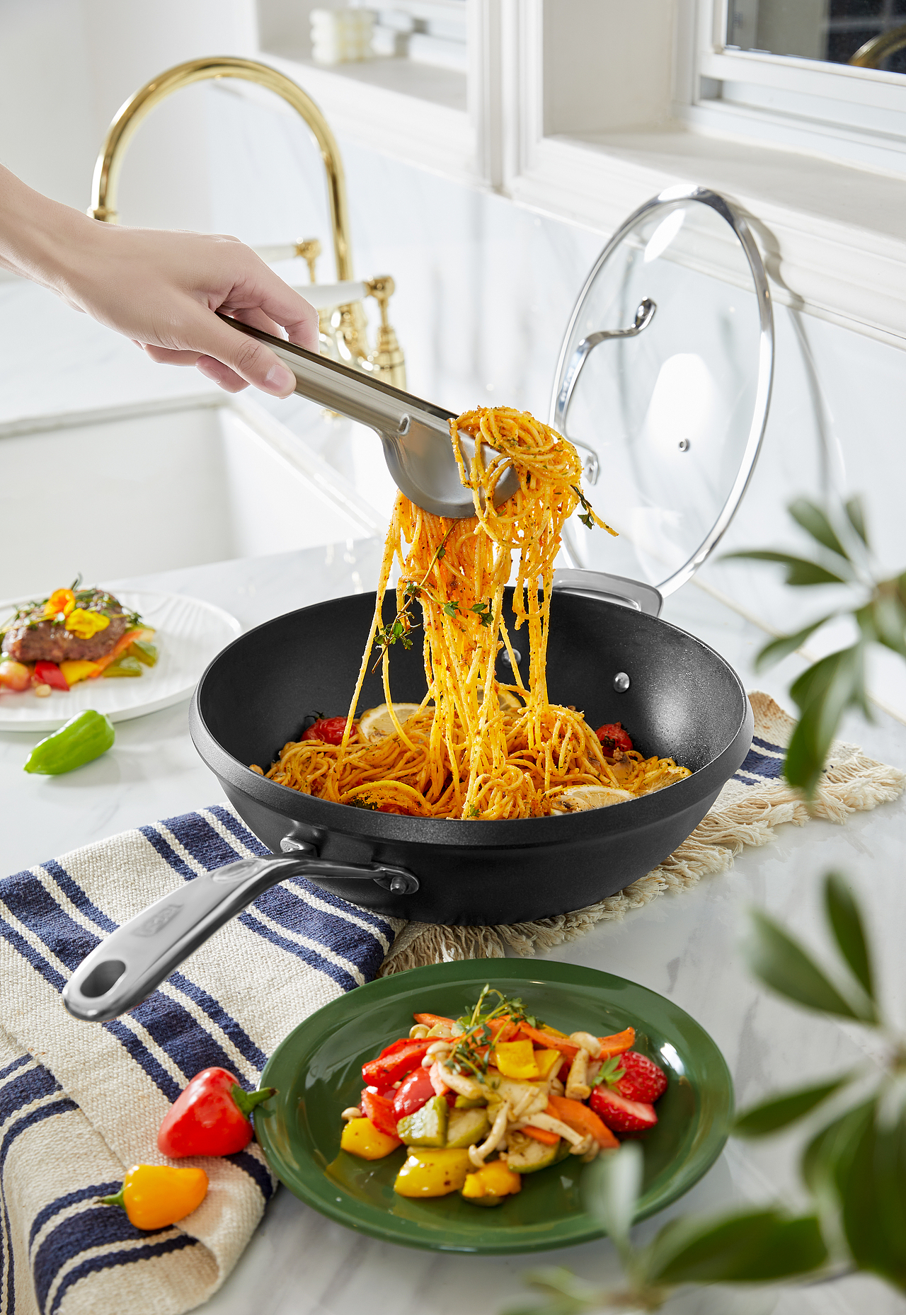 锅具拍摄（图ZMzAxODc2MTQw） - 产品摄影 - 站酷设计师乐趣视觉营销原创素材 - 站酷ZCOOL