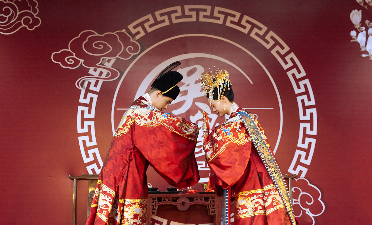 纯中式 属于国人的仪式感（图ZMzI5NTEyNzcy） - 婚礼摄影 - 站酷设计师三五__原创素材 - 站酷ZCOOL