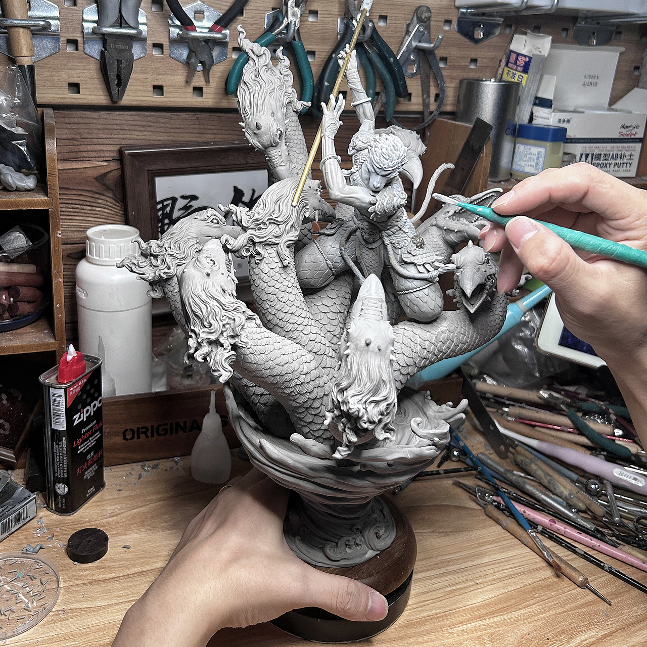 野鸽原创GK雕塑作品《战九头虫》