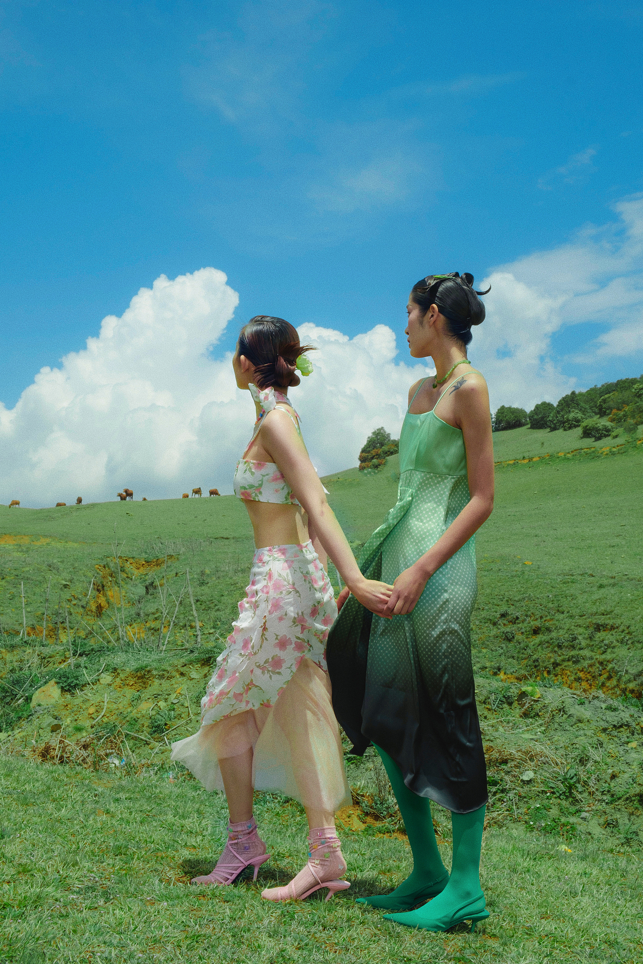 飞云之下（图ZMzA3MjQ4NDI4） - 人像摄影 - 站酷设计师牙疼老爷爷原创素材 - 站酷ZCOOL