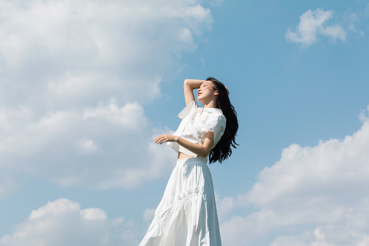 Storymix · 夏天与云的混合故事（图ZMzA1MjQyMTEy） - 产品摄影 - 站酷设计师摄影师_暮辰原创素材 - 站酷ZCOOL