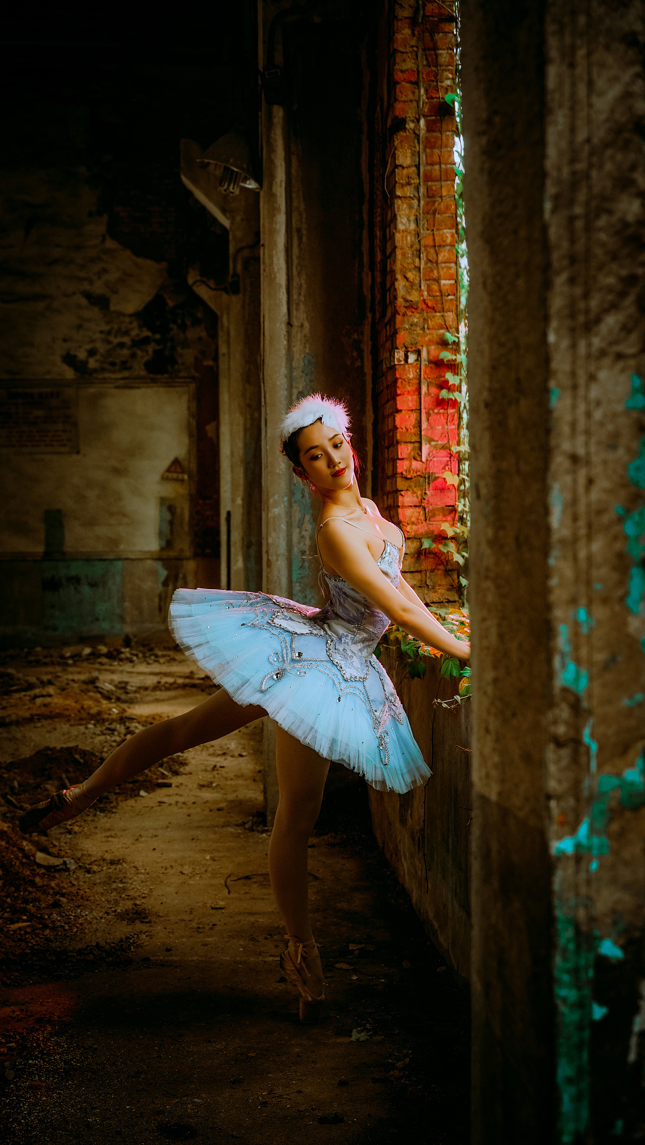 废墟上的芭蕾