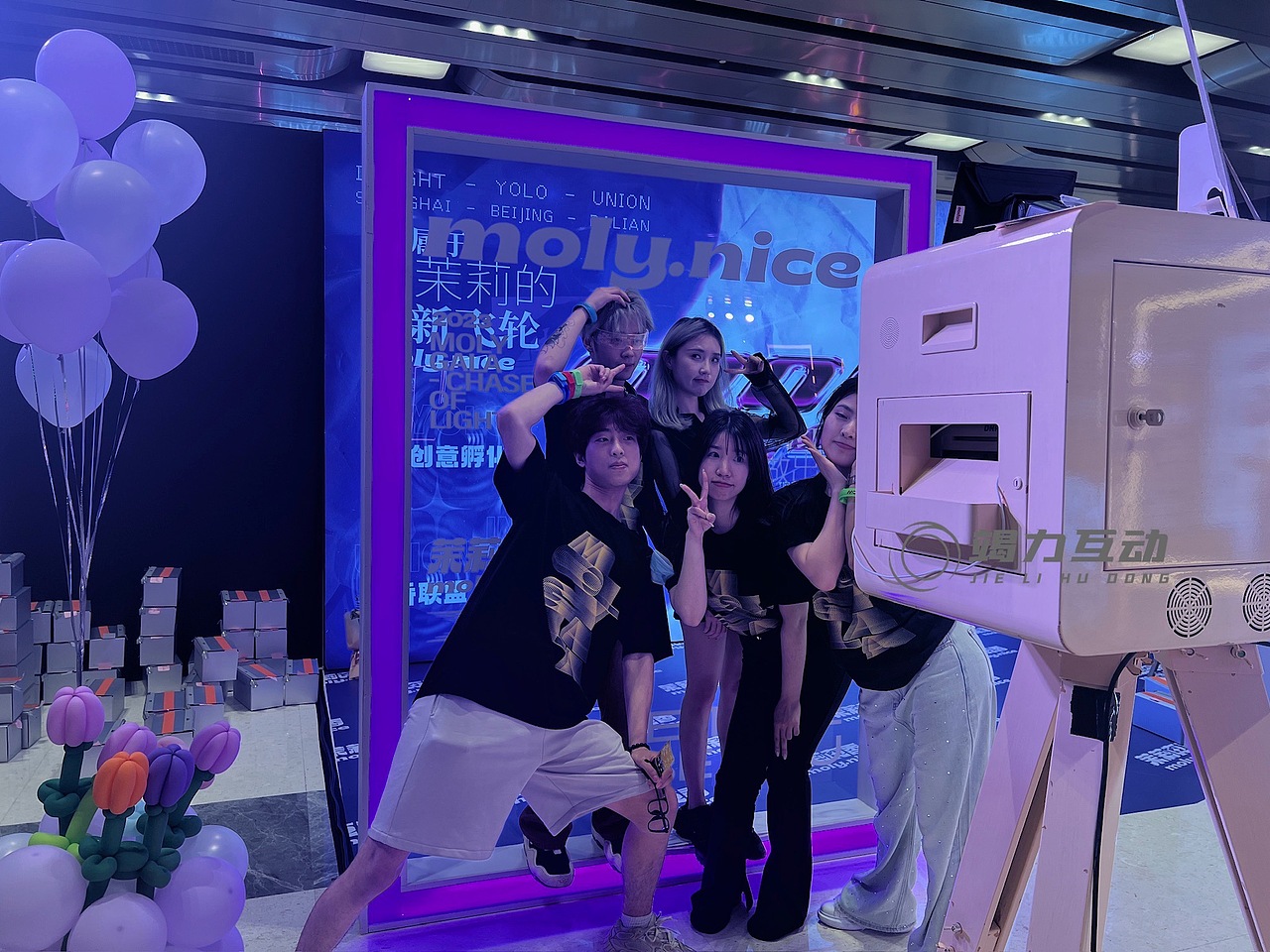 Ai拍照机,让你照片成为艺术品