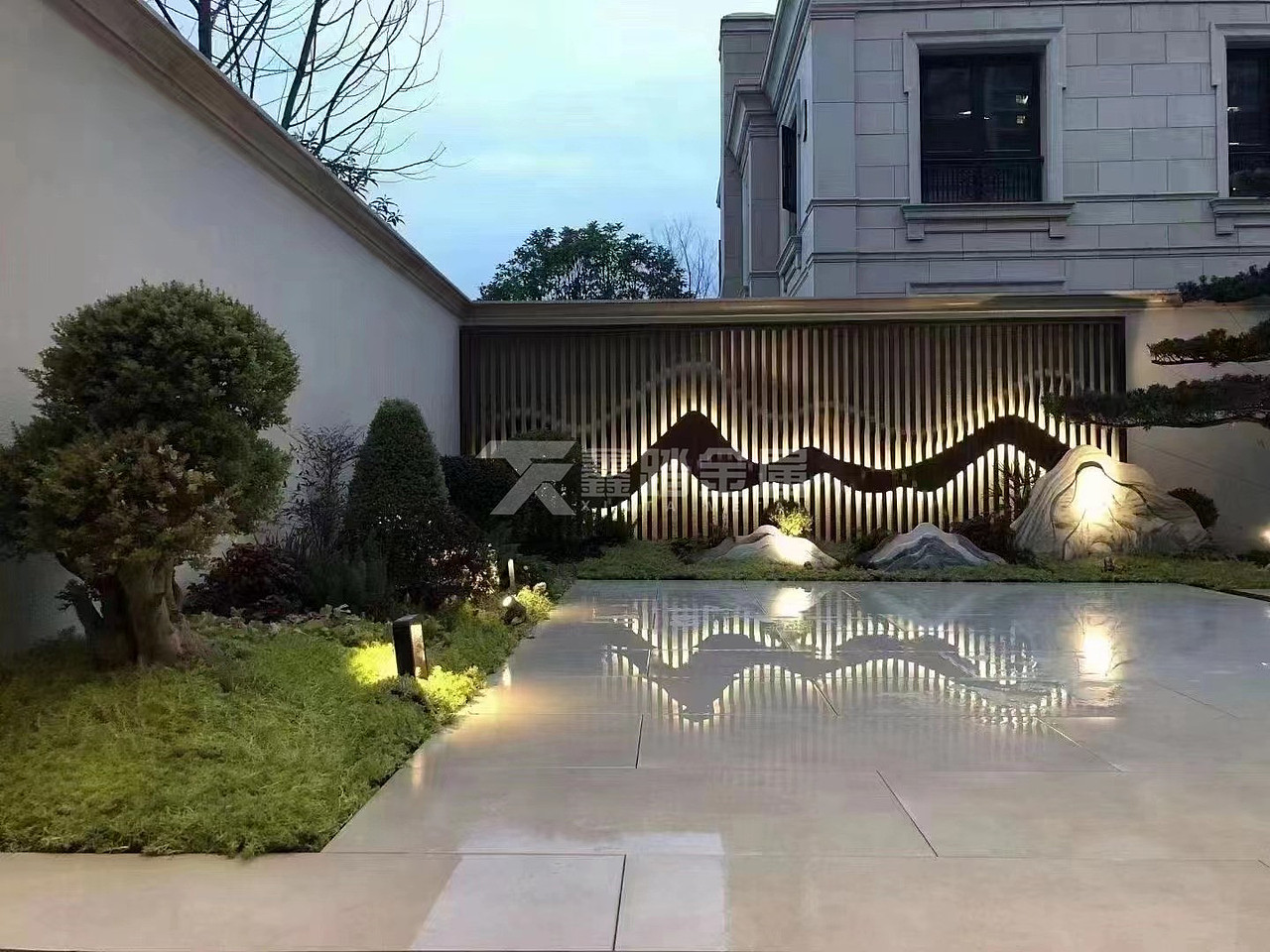 别墅不锈钢山水发光背景墙 室外庭院大型装饰屏风