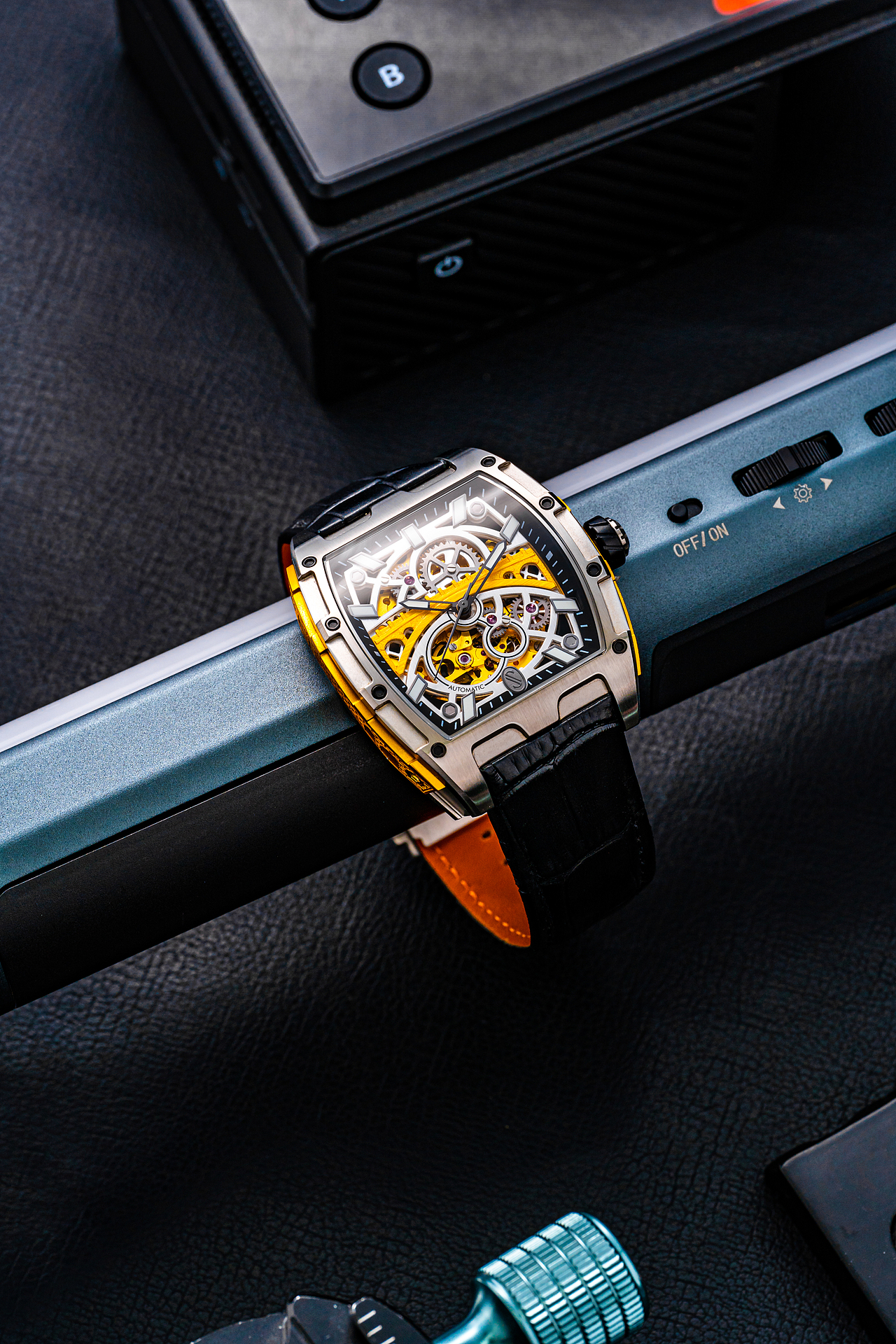 手表拍摄 男表拍摄 场景图