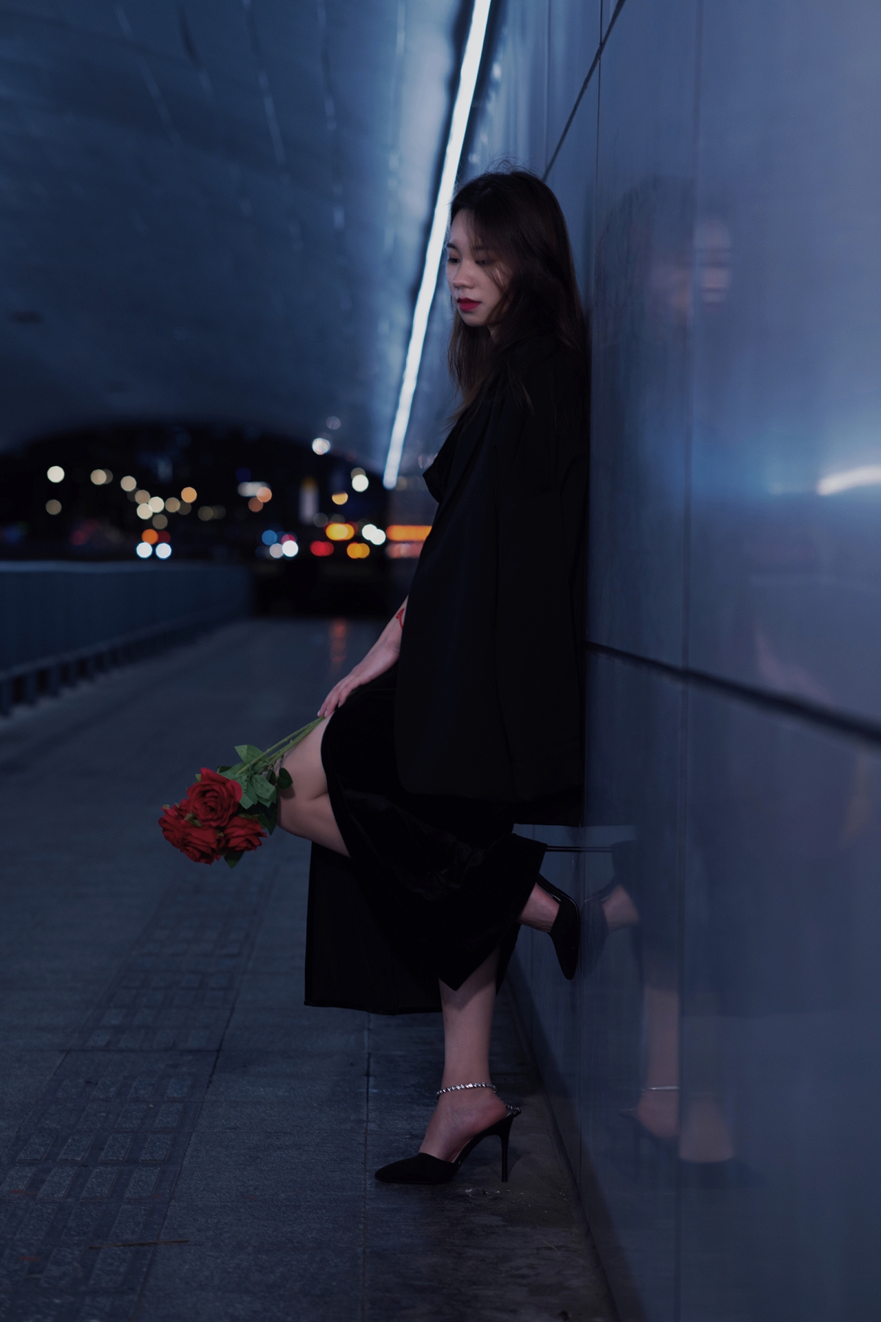 深大隧道|大长腿辣妹