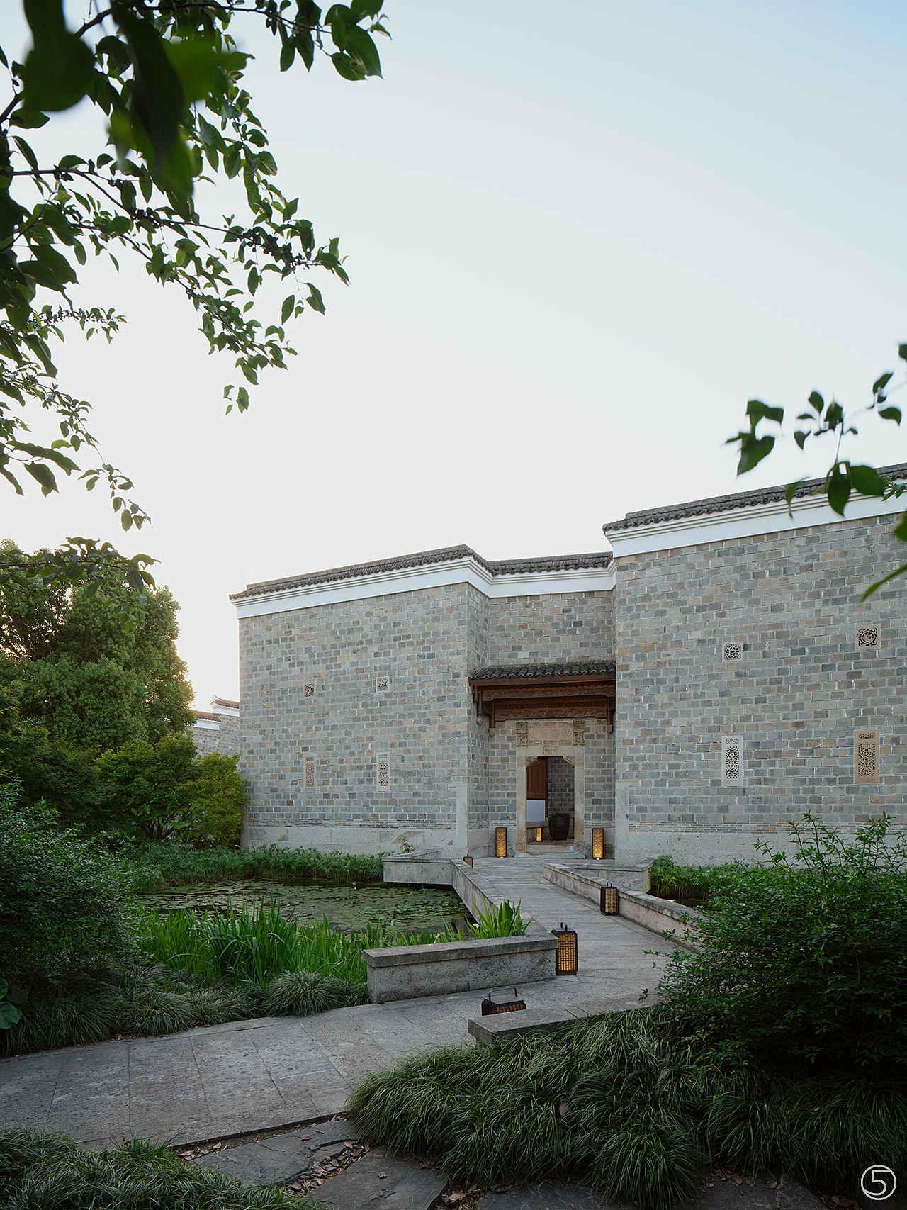 酒店摄影|养云安缦酒店（图ZMzQzMDM2NDQ4） - 环境/建筑摄影 - 站酷设计师五度摄影原创素材 - 站酷ZCOOL