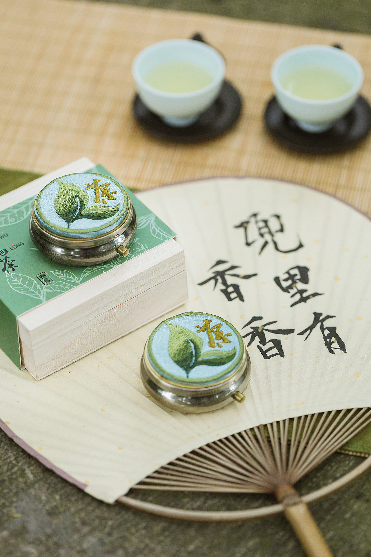 国风静物摄影 | 兜里有香香绿茶香膏