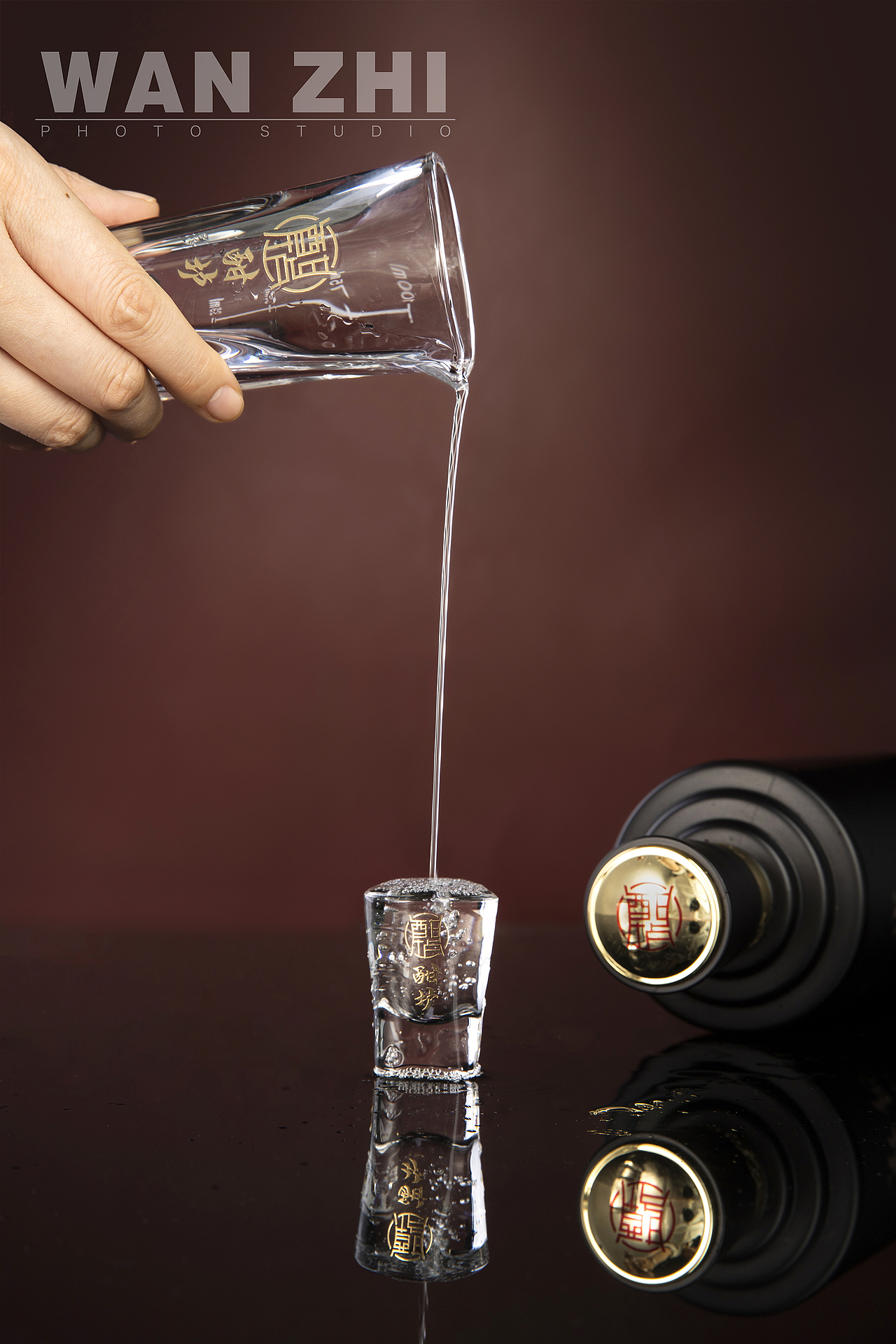 酣壚白酒拍攝（圖ZMzI5ODcxNTY4） - 產(chǎn)品攝影 - 站酷設(shè)計(jì)師宛芝視覺原創(chuàng)素材 - 站酷ZCOOL