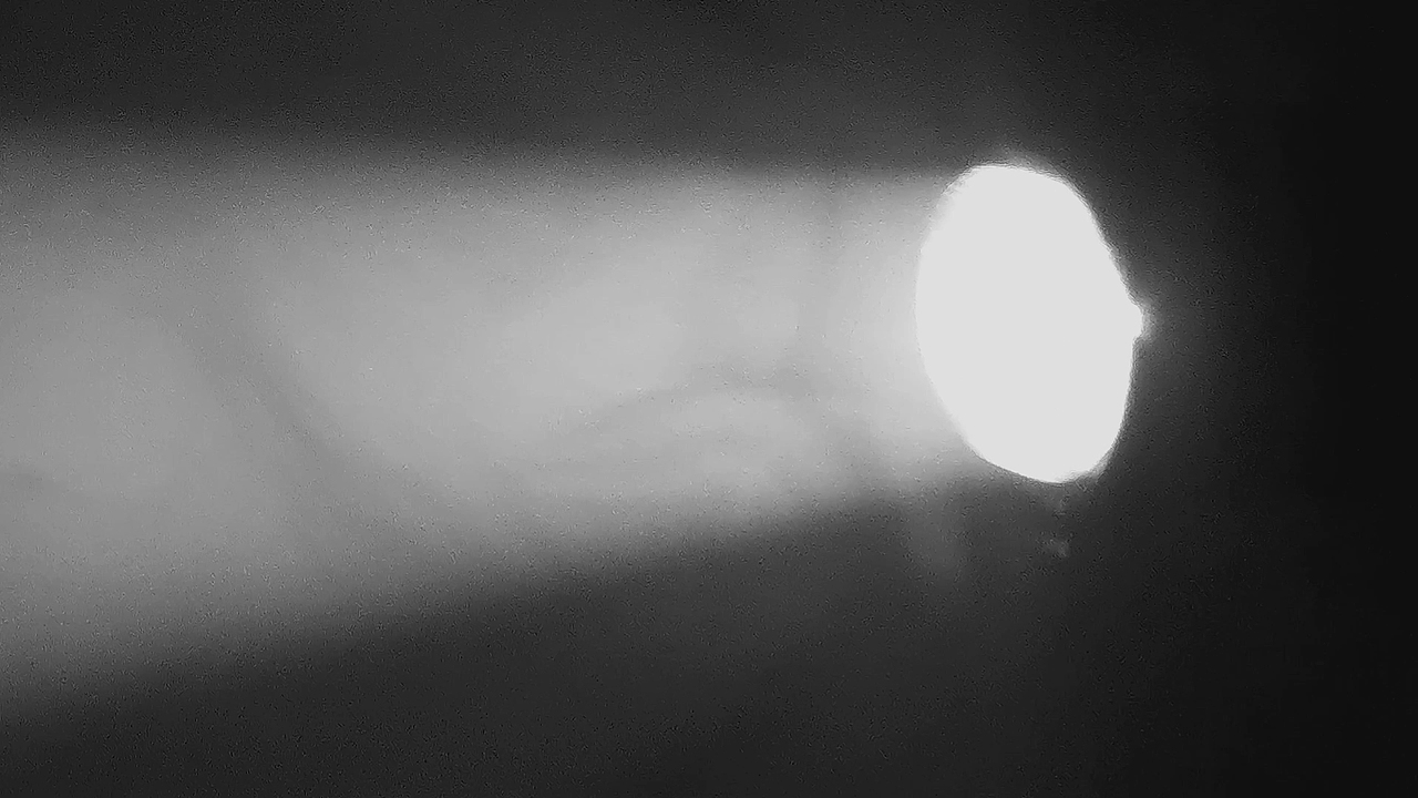 挑战一只手电筒🔦拍出时尚大片质感