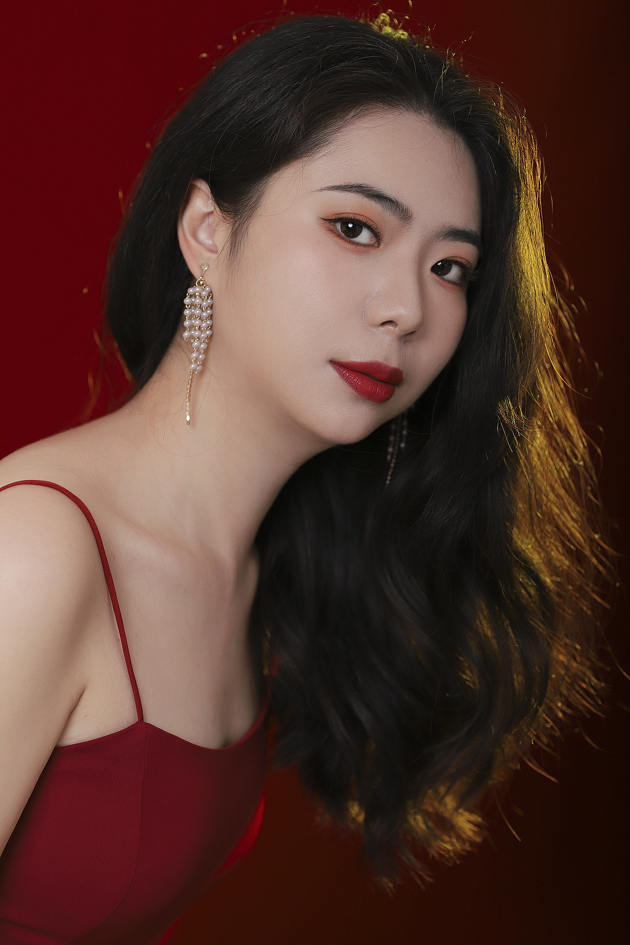 客片｜红色复古人像肖像写真（图ZMzA4OTk5NDUy） - 人像摄影 - 站酷设计师成都摄影安静原创素材 - 站酷ZCOOL